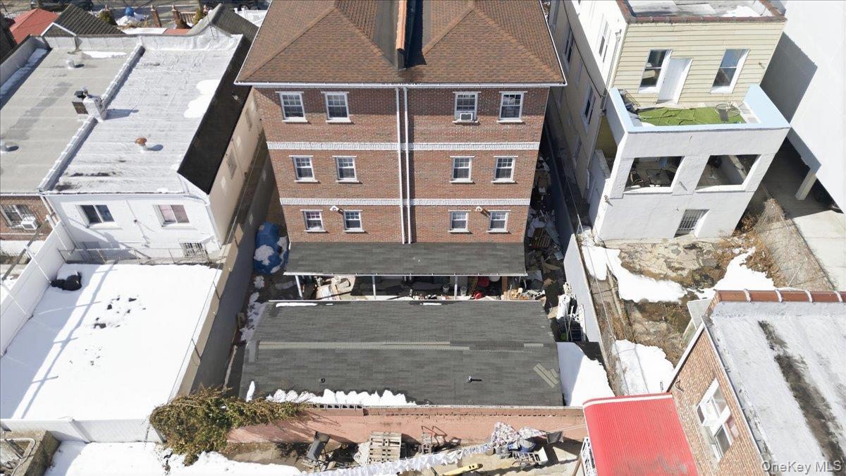 Single Family Laconia Bronx, NY 10469, MLS-968653-5