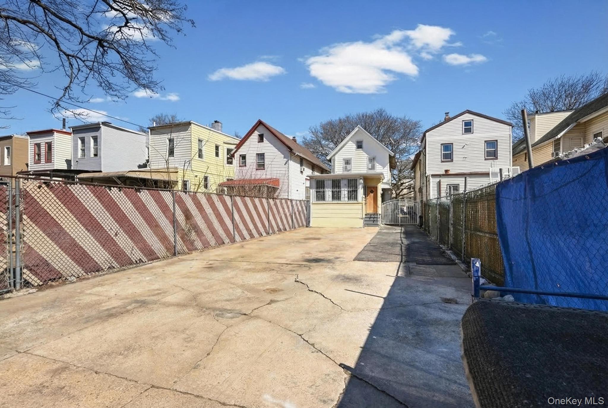 Single Family Chestnut  Brooklyn, NY 11208, MLS-968661-4