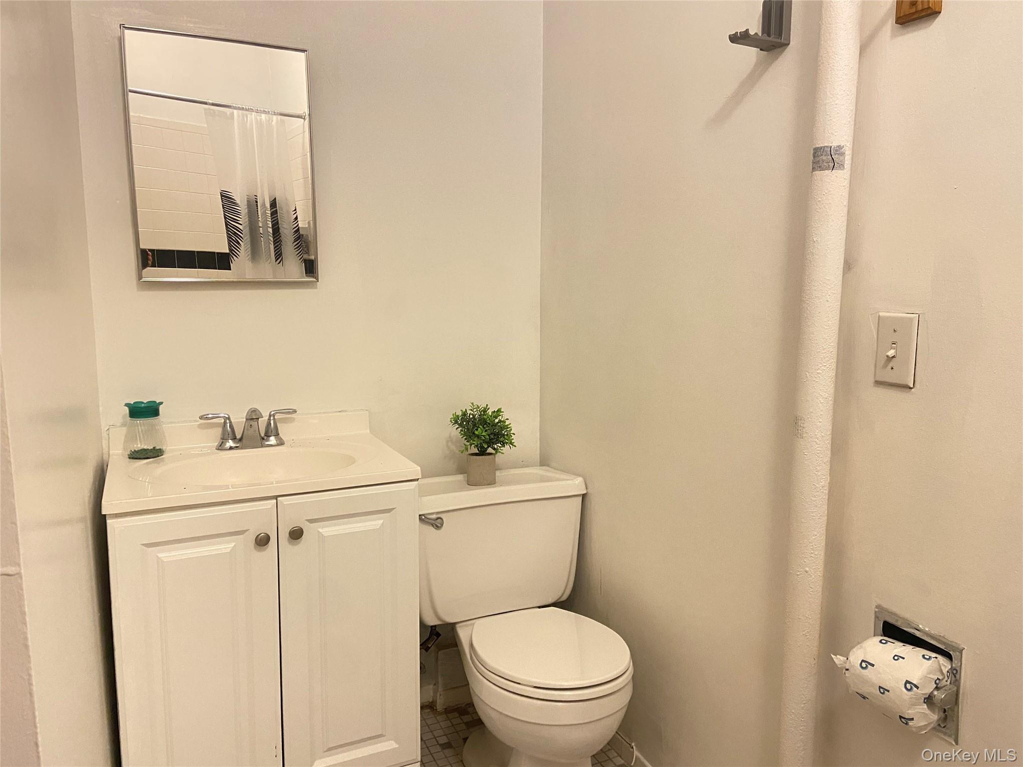 Apartment 168  Queens, NY 11432, MLS-968662-9