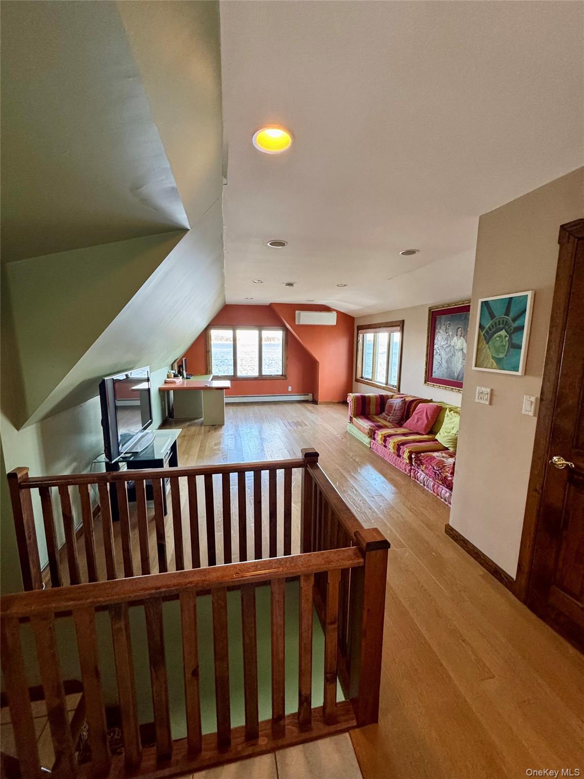 Single Family King  Bronx, NY 10464, MLS-968669-11