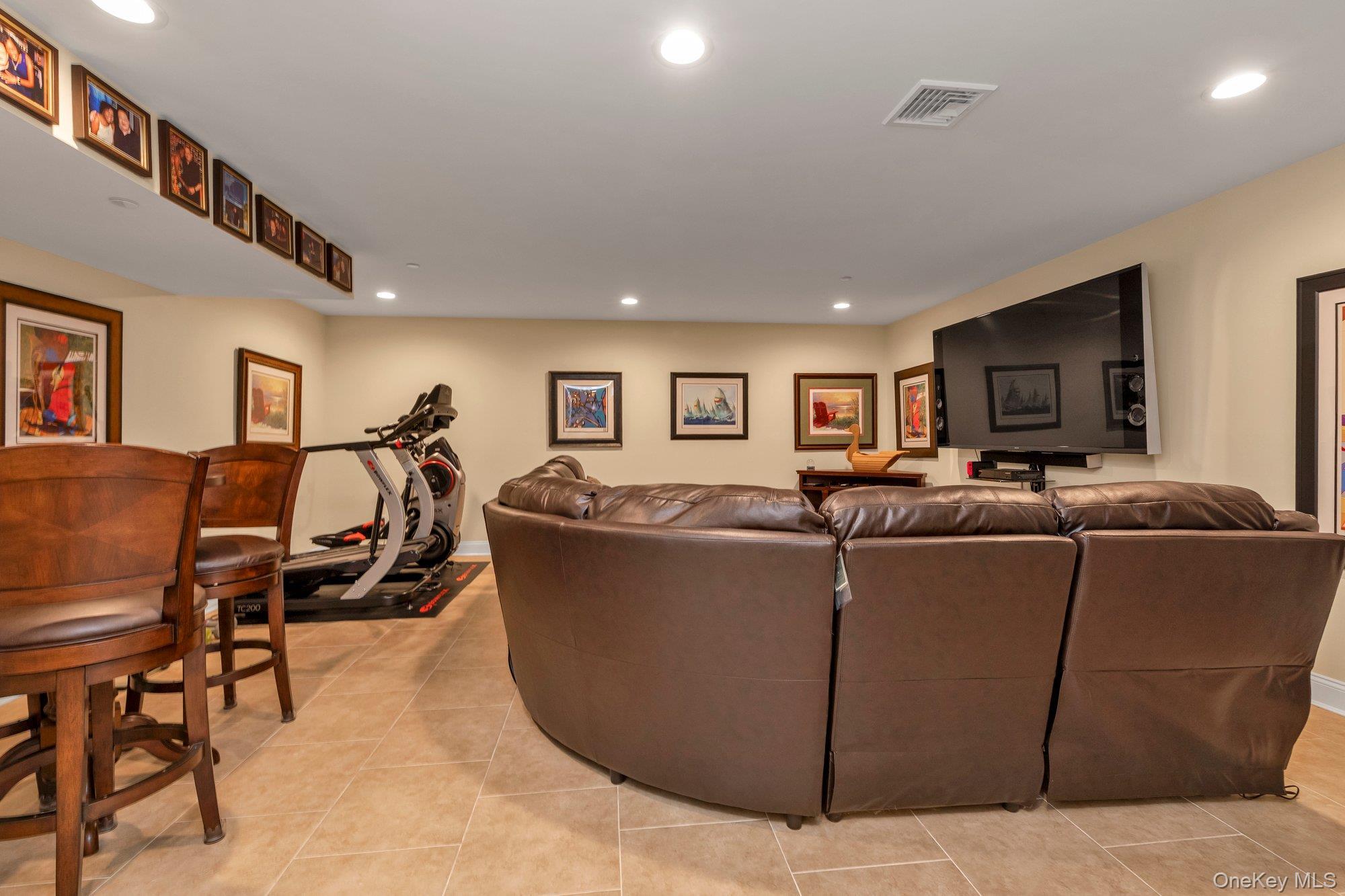 Condo Carman  Nassau County, NY 11590, MLS-968706-13