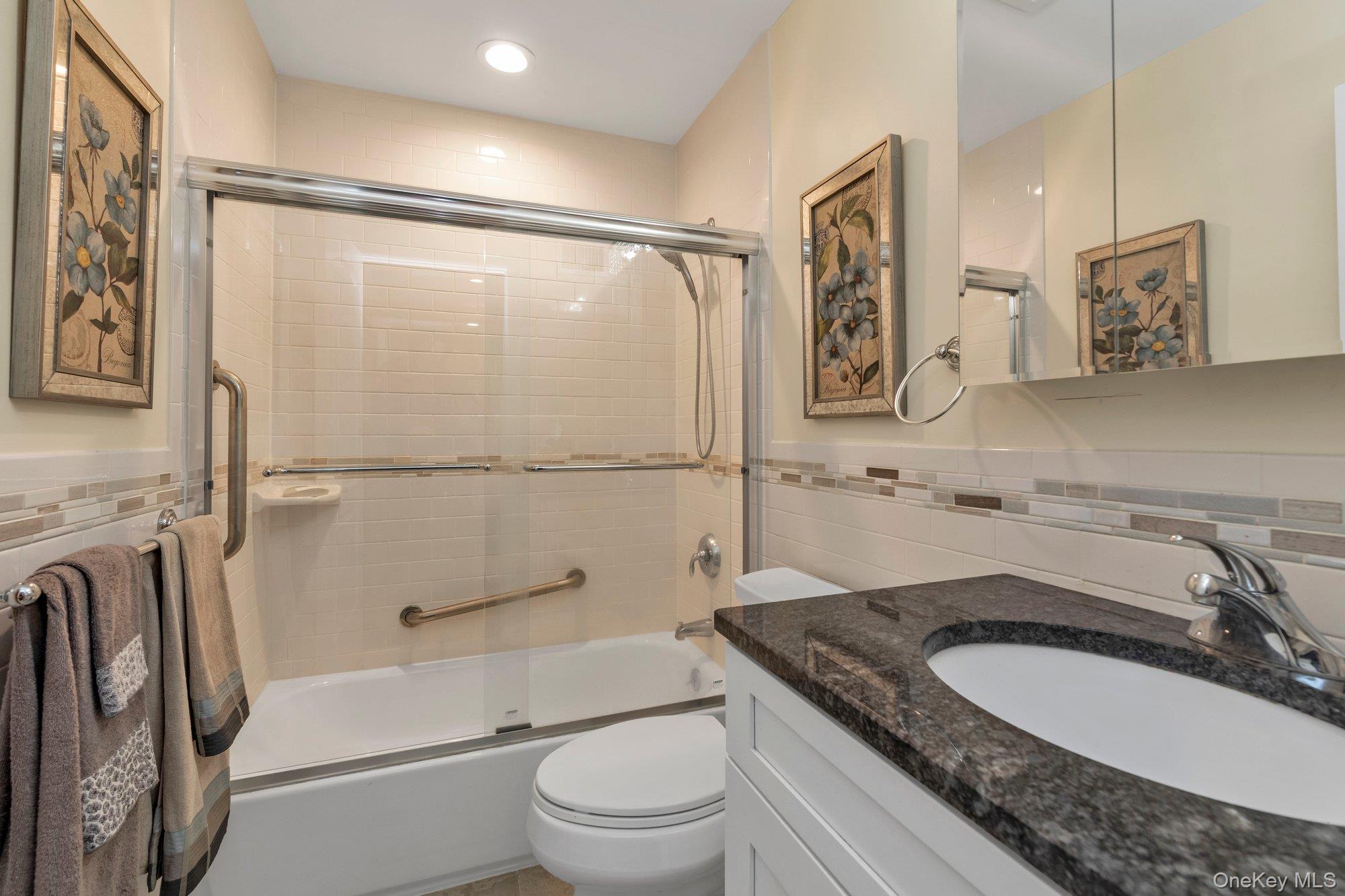 Condo Carman  Nassau County, NY 11590, MLS-968706-9