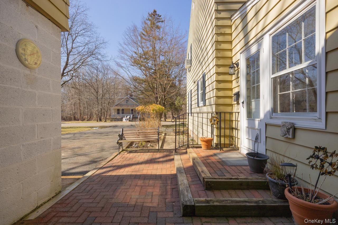 Single Family Brook  Rockland County, NY 10901, MLS-968720-24