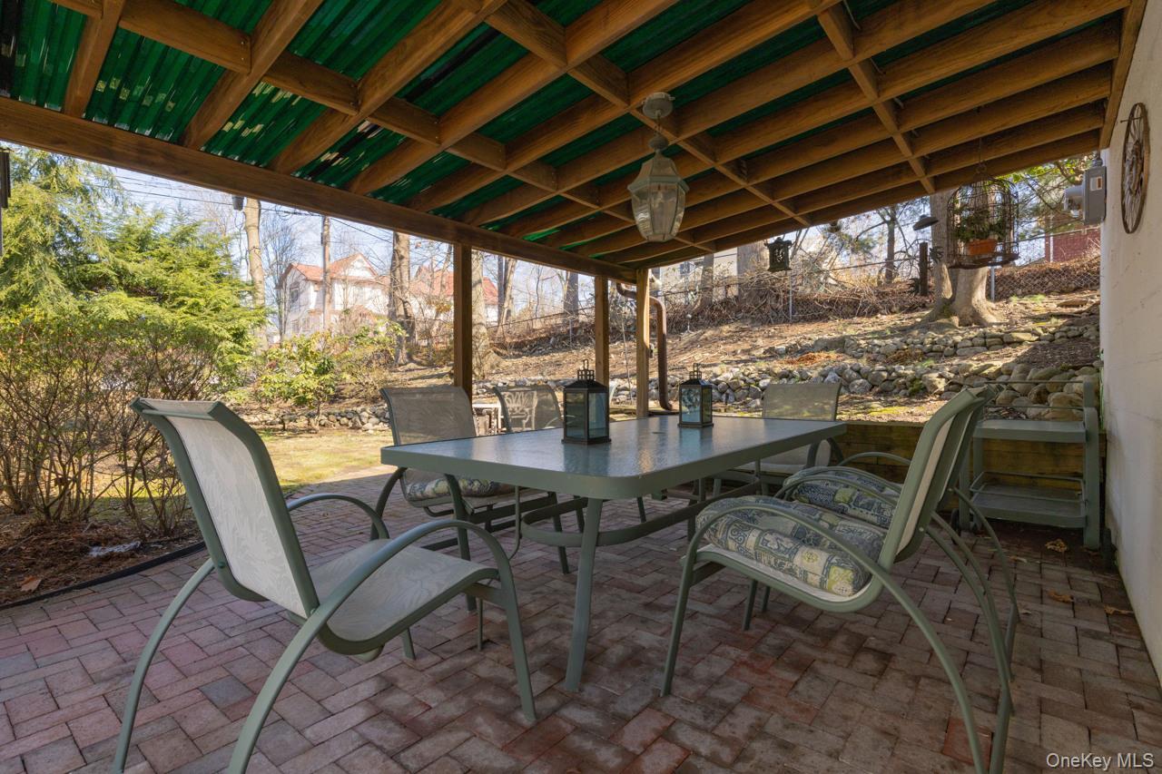 Single Family Brook  Rockland County, NY 10901, MLS-968720-25