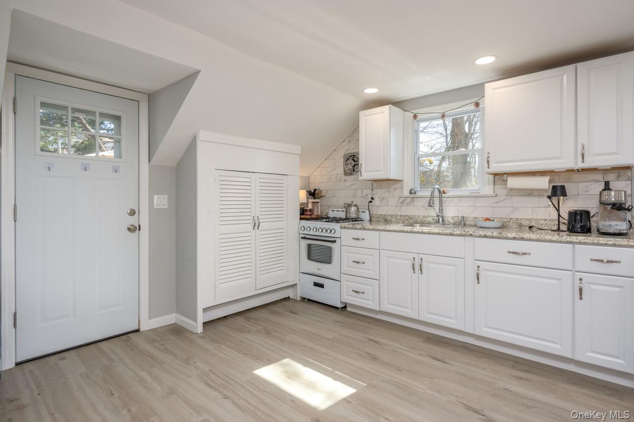 Single Family Brook  Rockland County, NY 10901, MLS-968720-35