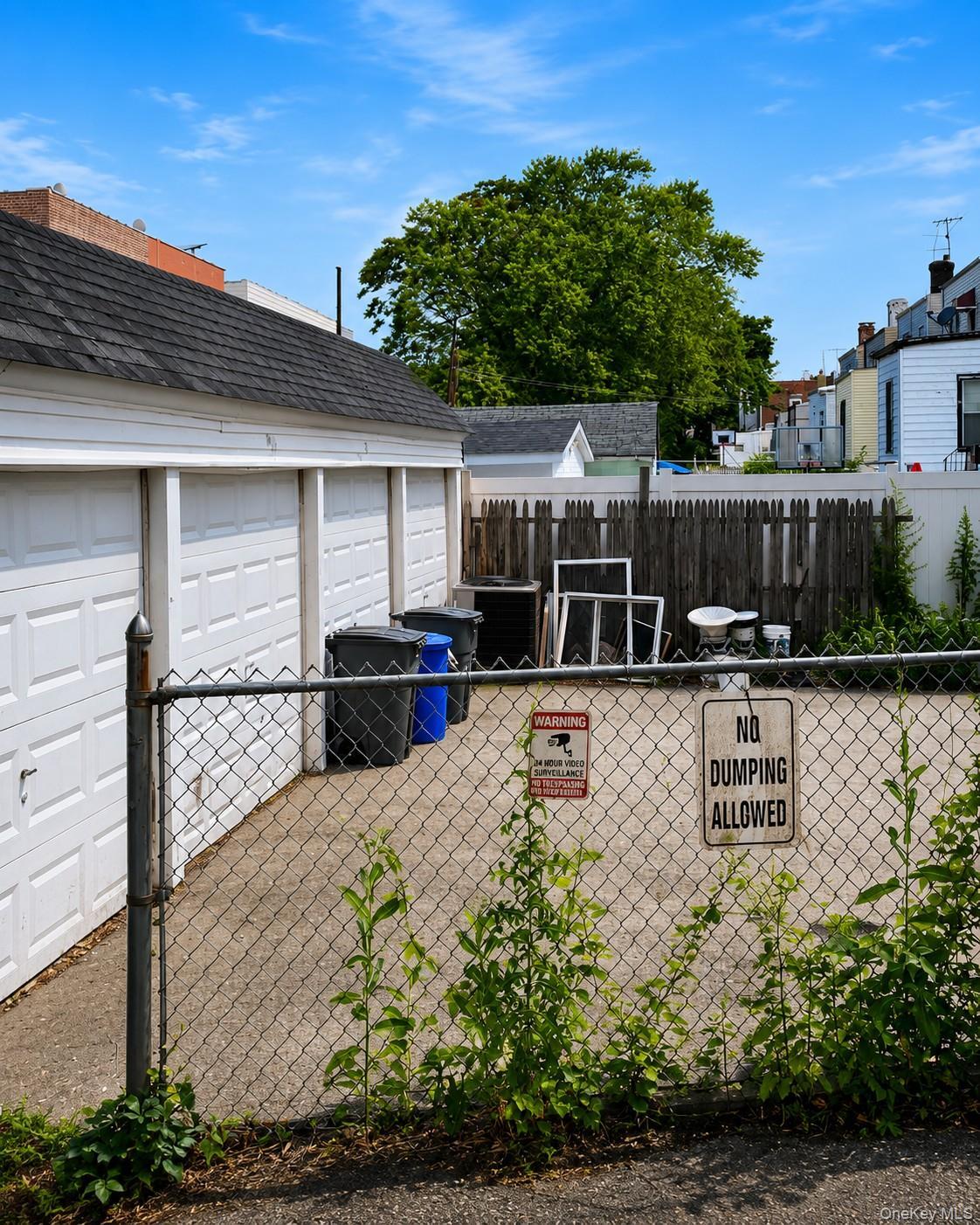 Single Family E 229th Street Bronx, NY 10466, MLS-968735-13
