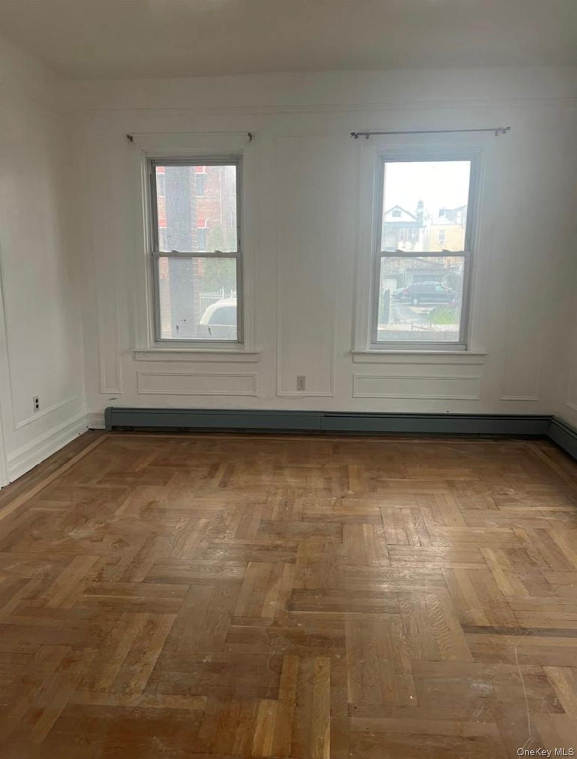 Single Family E 229th Street Bronx, NY 10466, MLS-968735-7