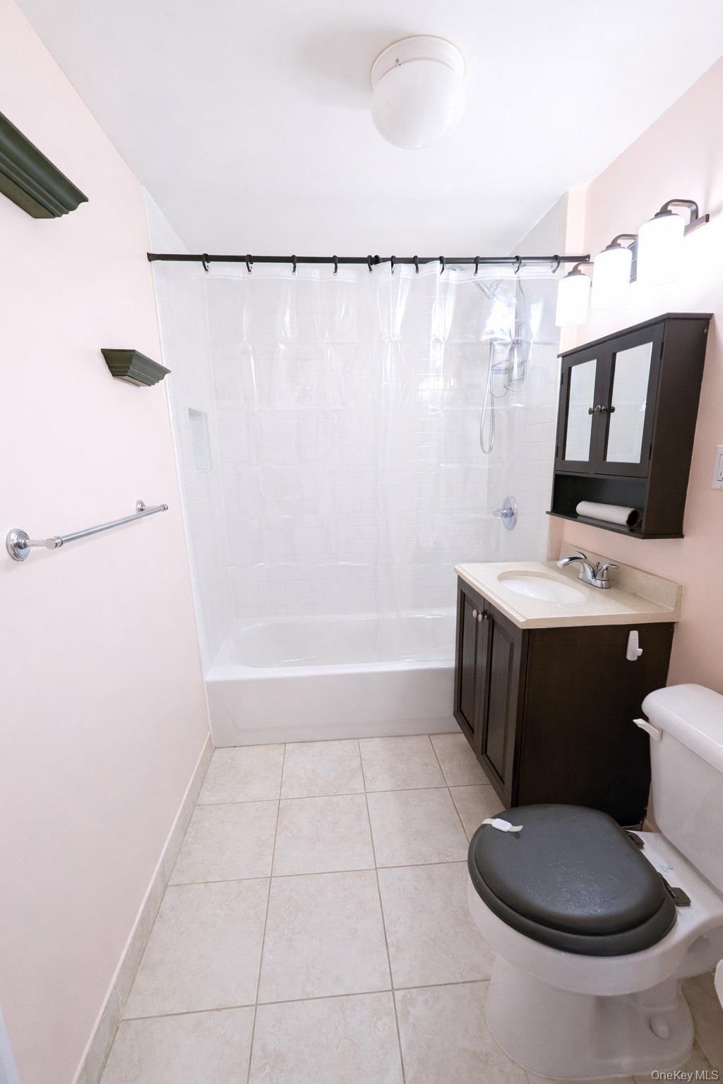 Condo 84th  Queens, NY 11435, MLS-968748-7