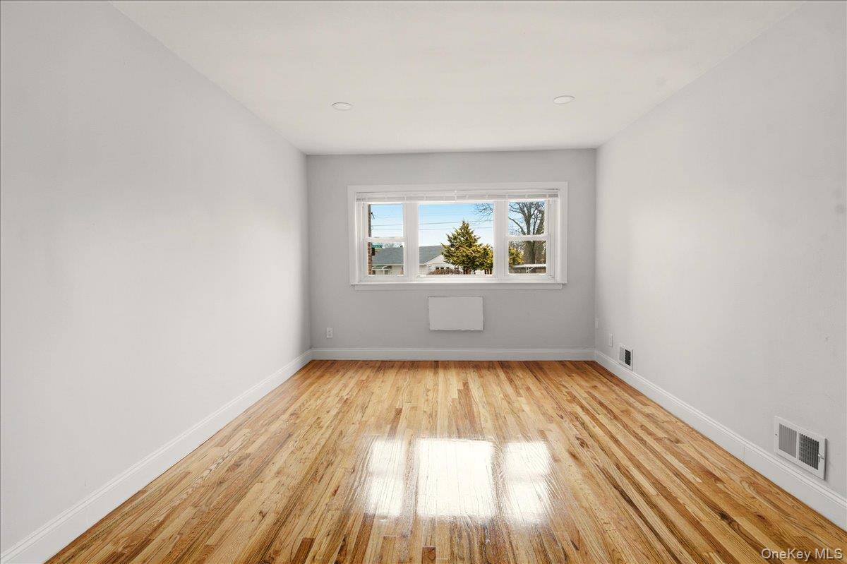 Single Family Griswold  Bronx, NY 10465, MLS-968771-12