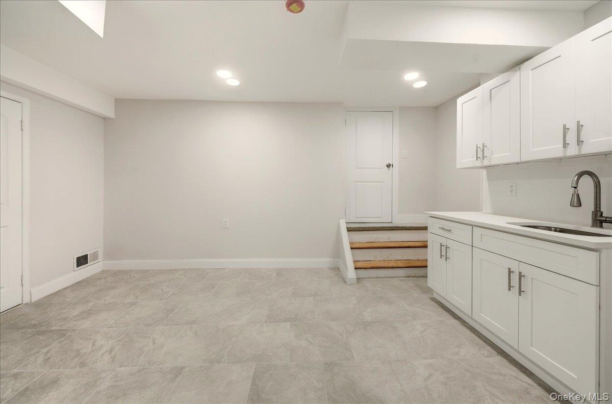 Single Family Griswold  Bronx, NY 10465, MLS-968771-17