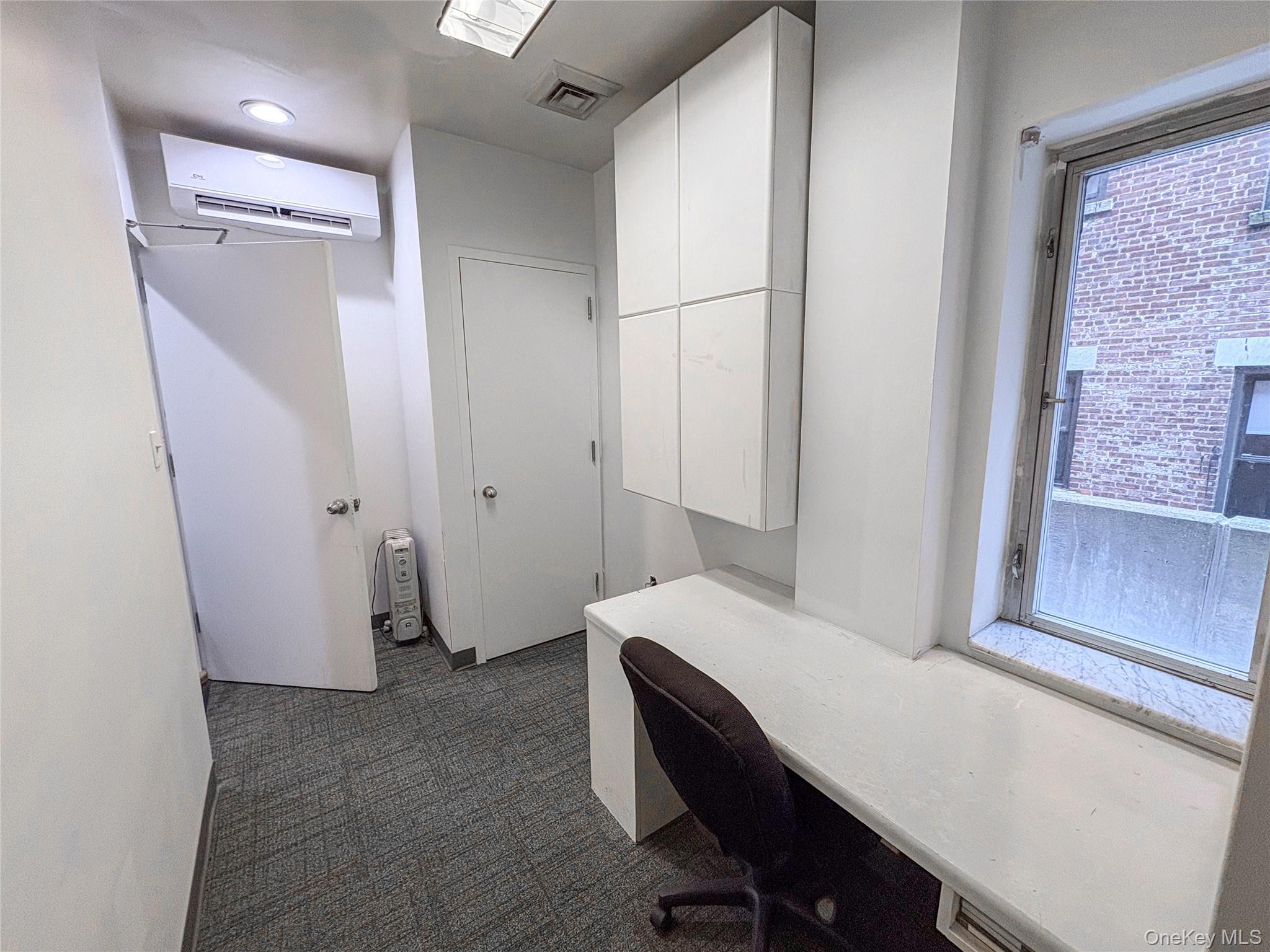 Commercial Lease 112  Manhattan, NY 10025, MLS-968810-19