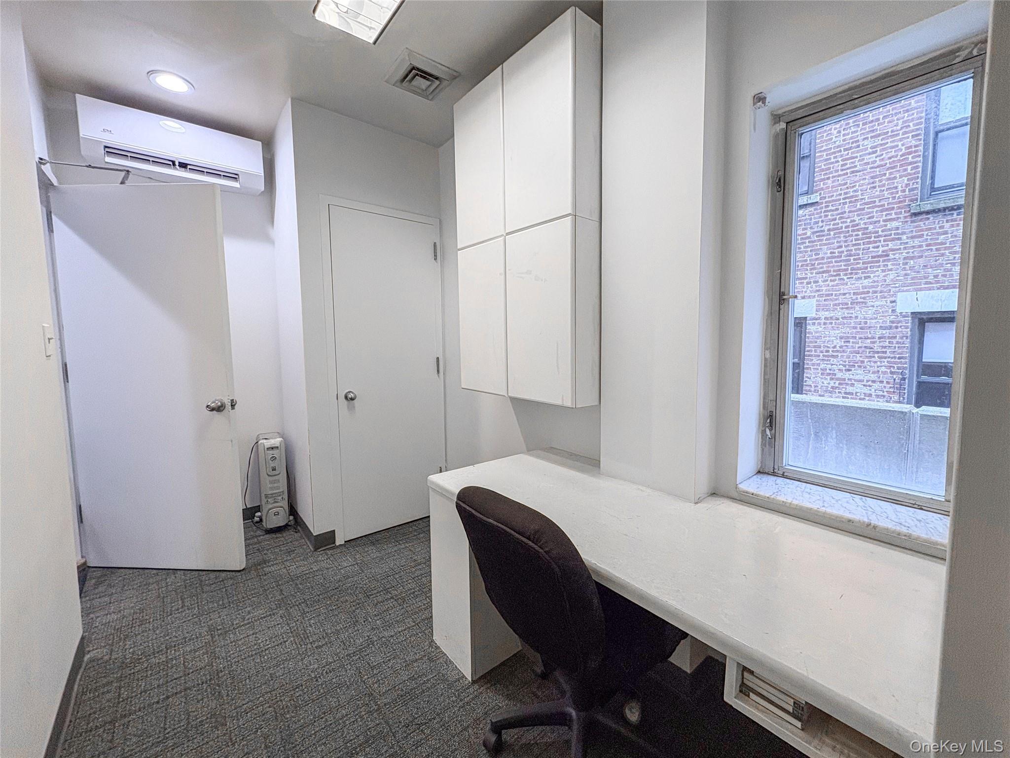 Commercial Lease 112  Manhattan, NY 10025, MLS-968810-20