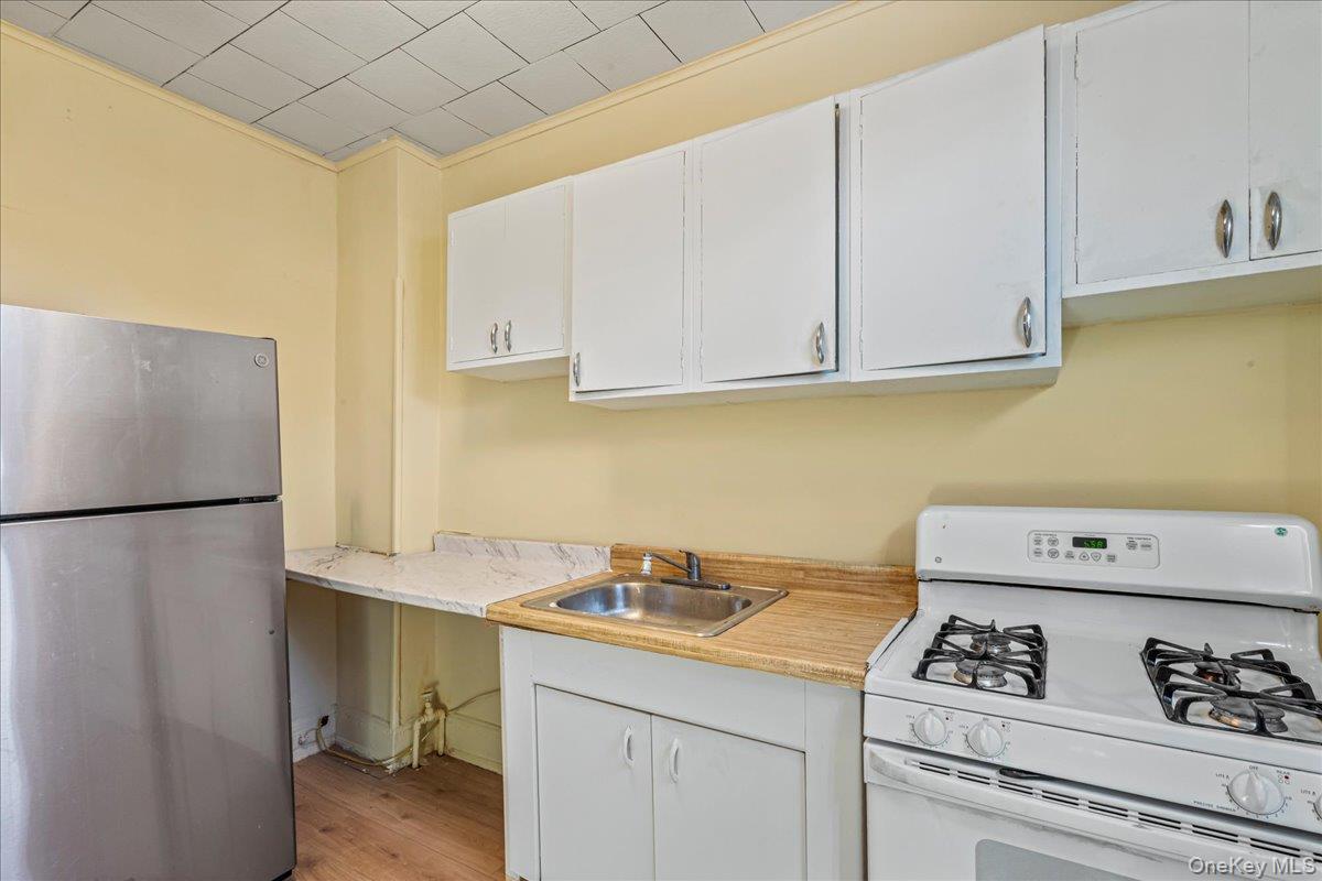 Single Family 81st  Queens, NY 11416, MLS-968827-11