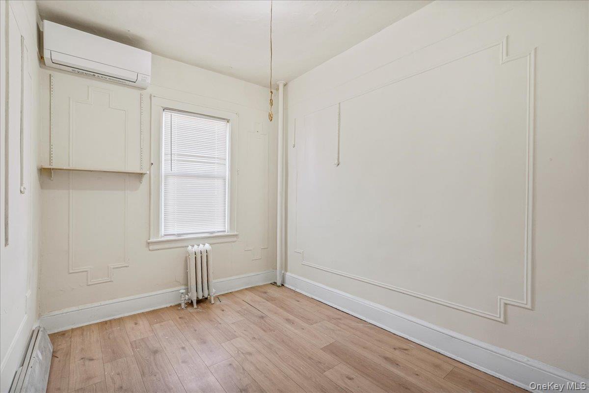 Single Family 81st  Queens, NY 11416, MLS-968827-12