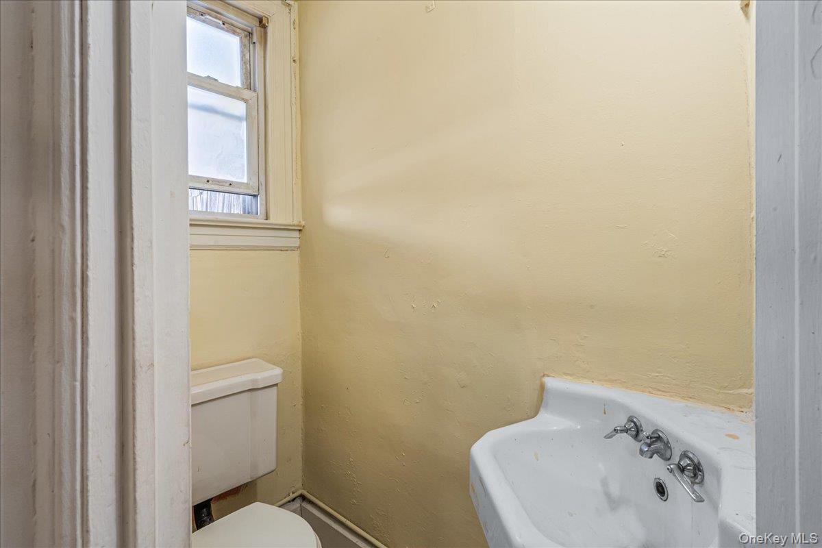 Single Family 81st  Queens, NY 11416, MLS-968827-4