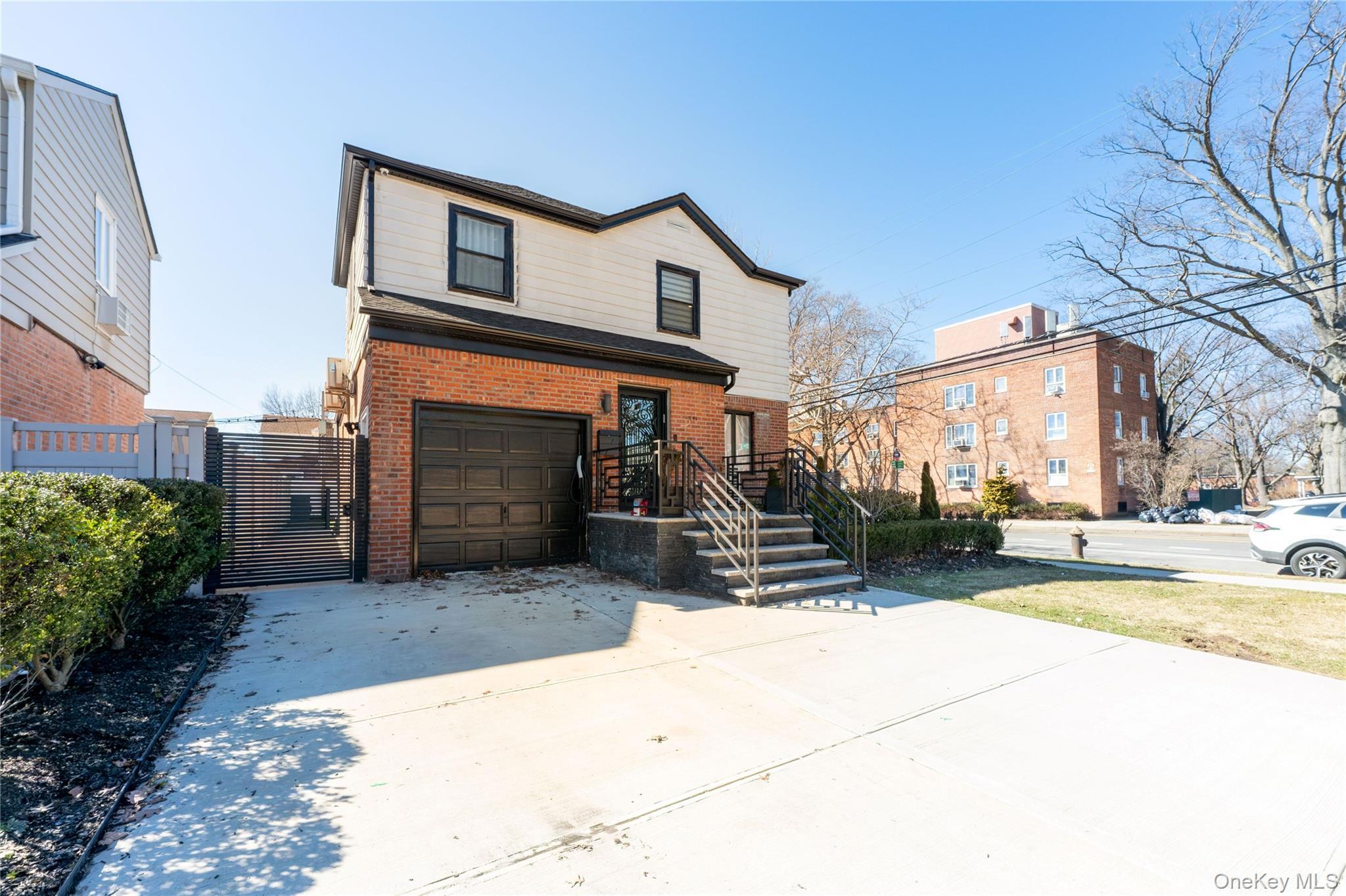 Single Family 193rd Queens, NY 11366, MLS-968834-22