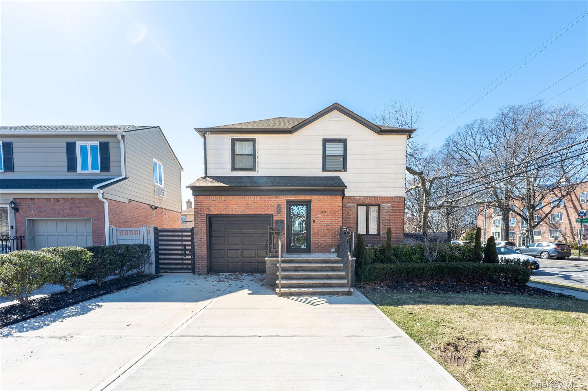 Single Family 193rd Queens, NY 11366, MLS-968834-23