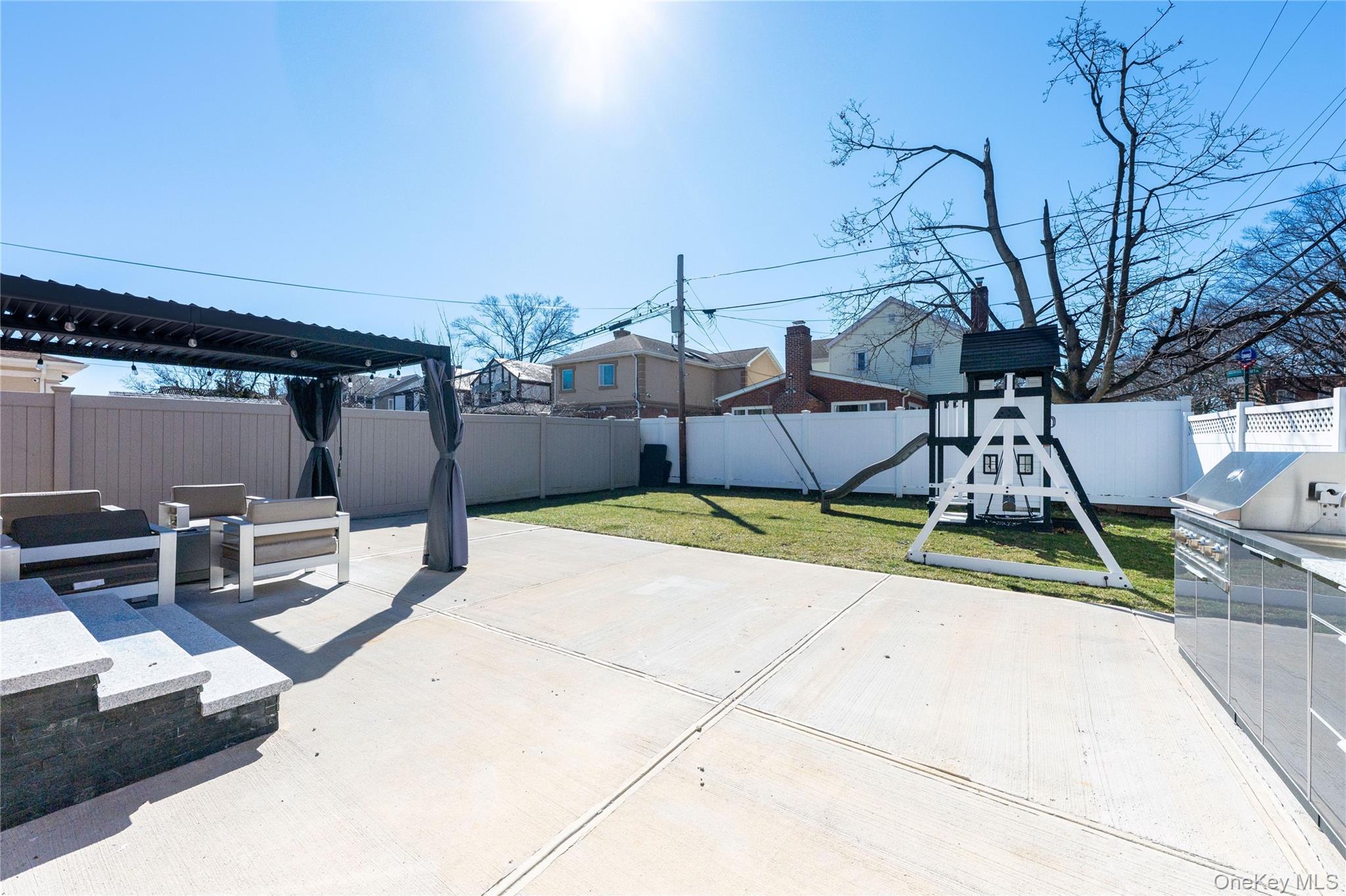 Single Family 193rd Queens, NY 11366, MLS-968834-24