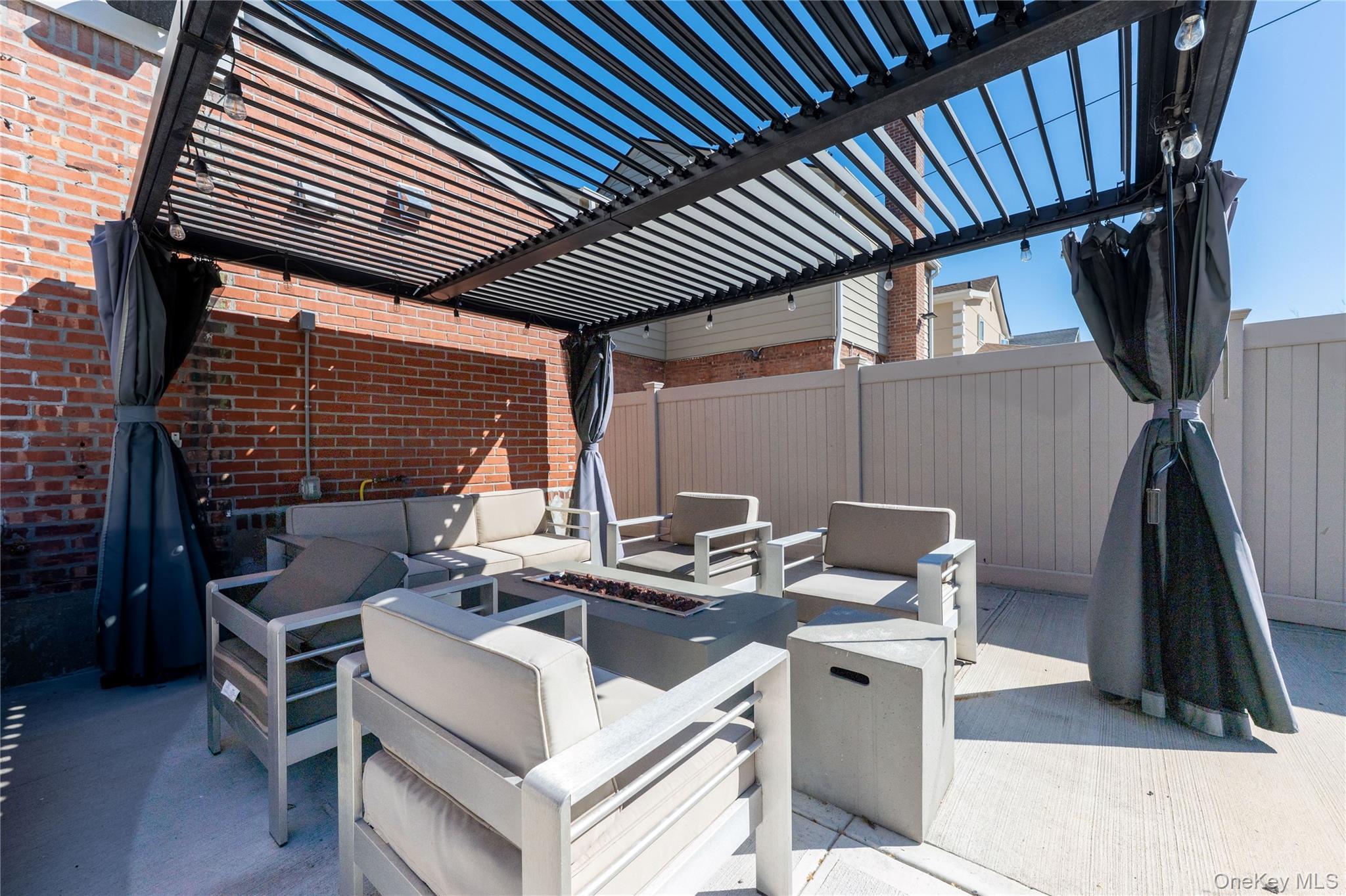 Single Family 193rd Queens, NY 11366, MLS-968834-26