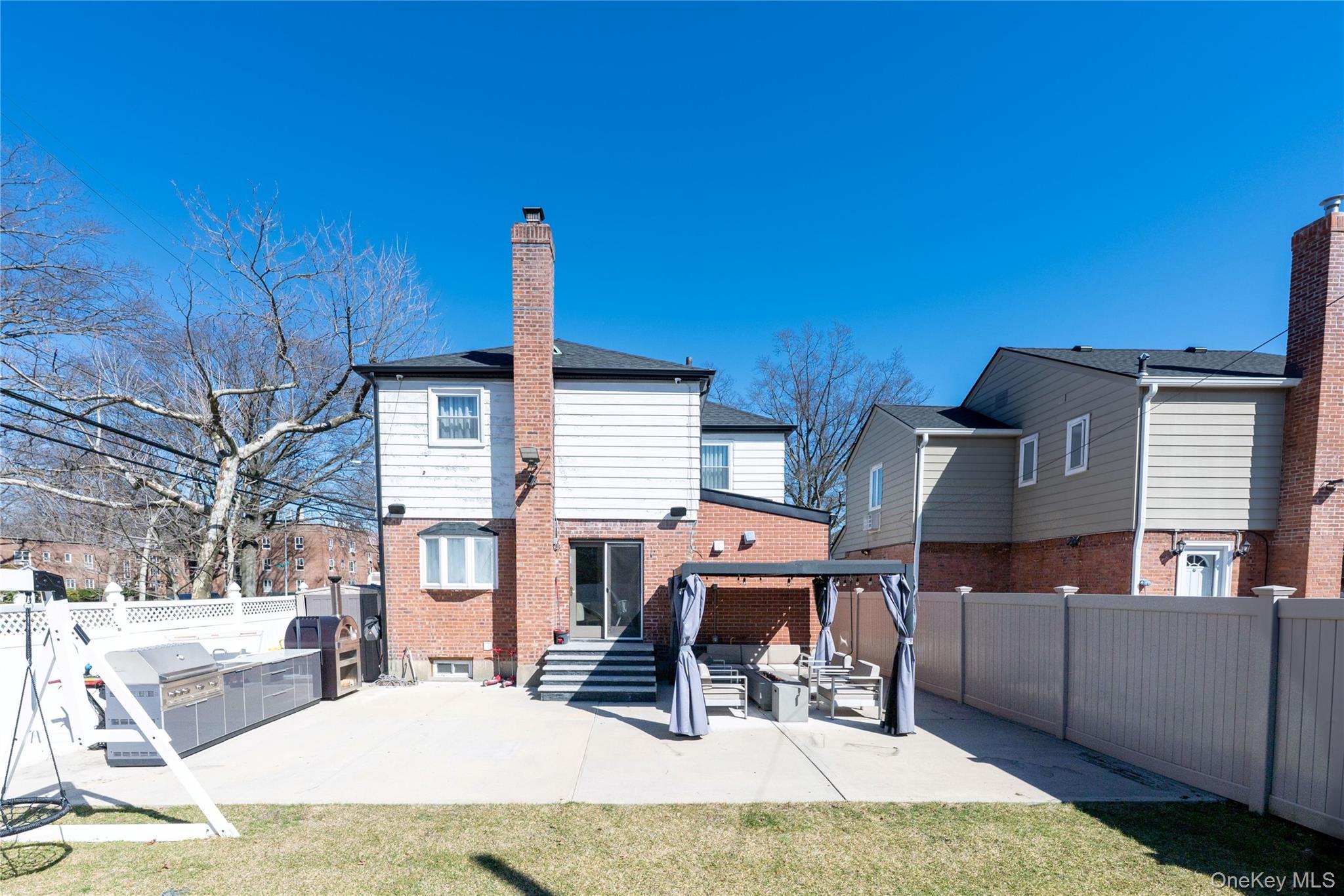 Single Family 193rd Queens, NY 11366, MLS-968834-27