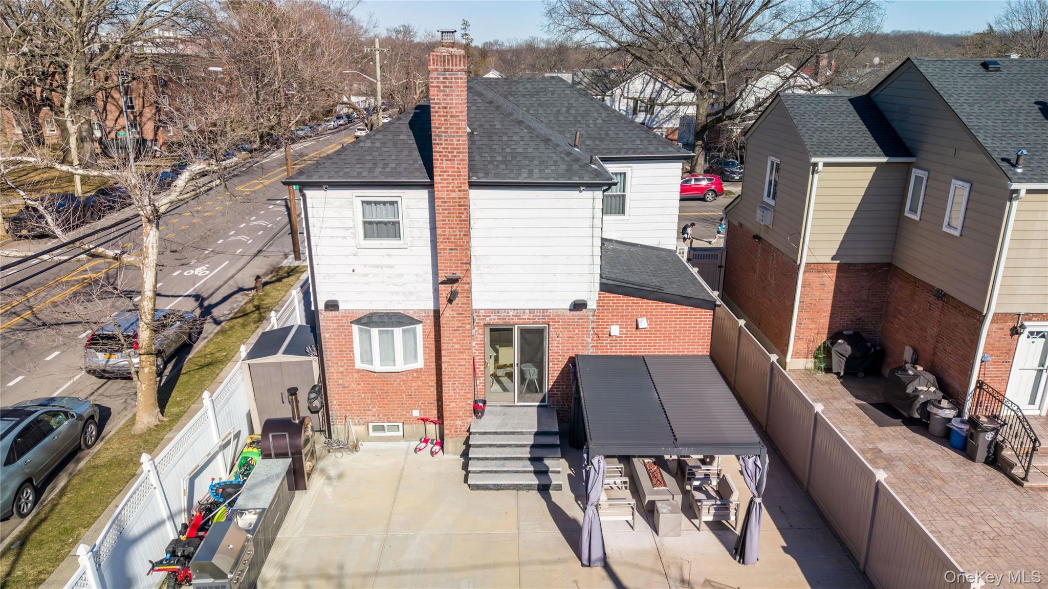 Single Family 193rd  Queens, NY 11366, MLS-968834-29