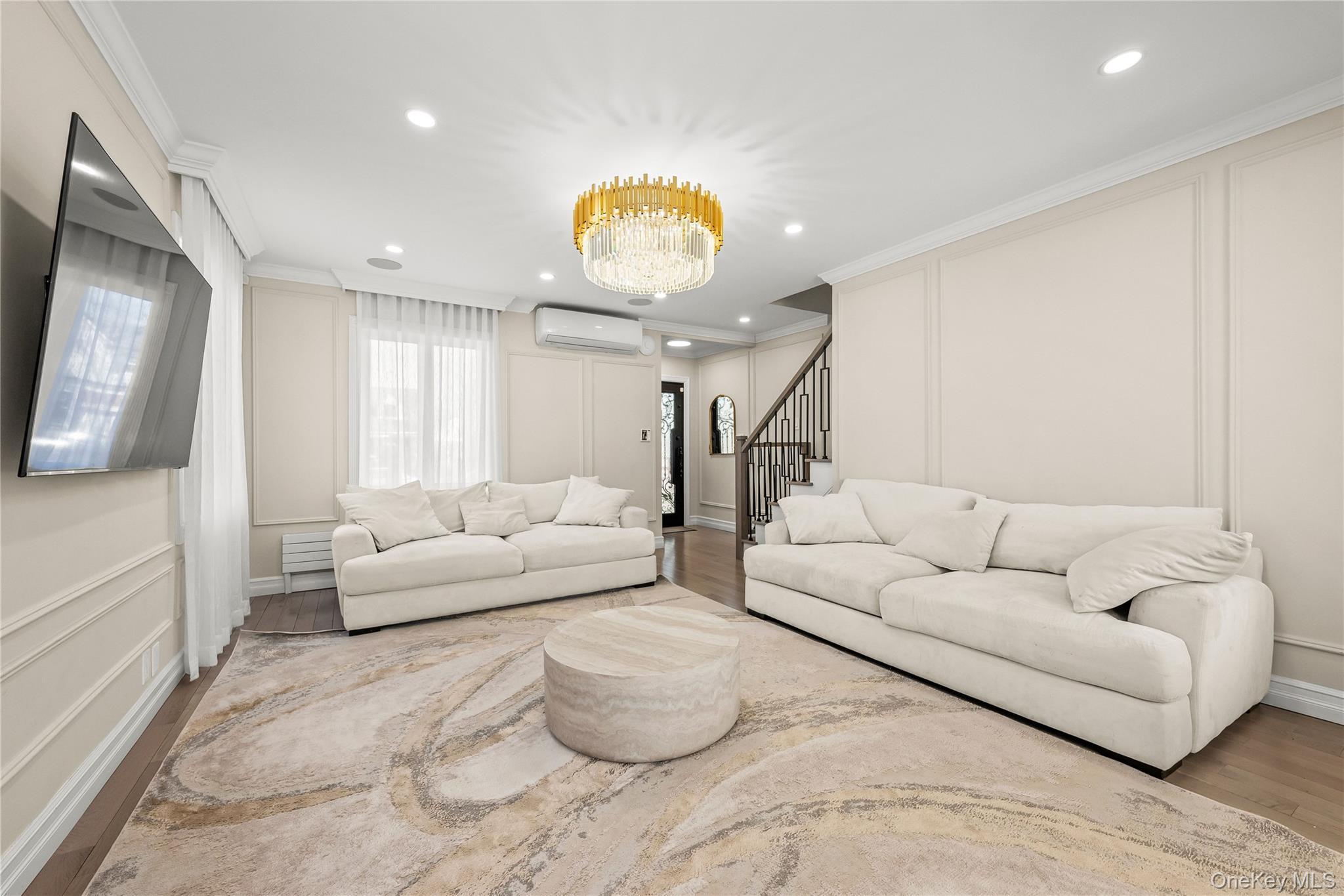 Single Family 193rd Queens, NY 11366, MLS-968834-3