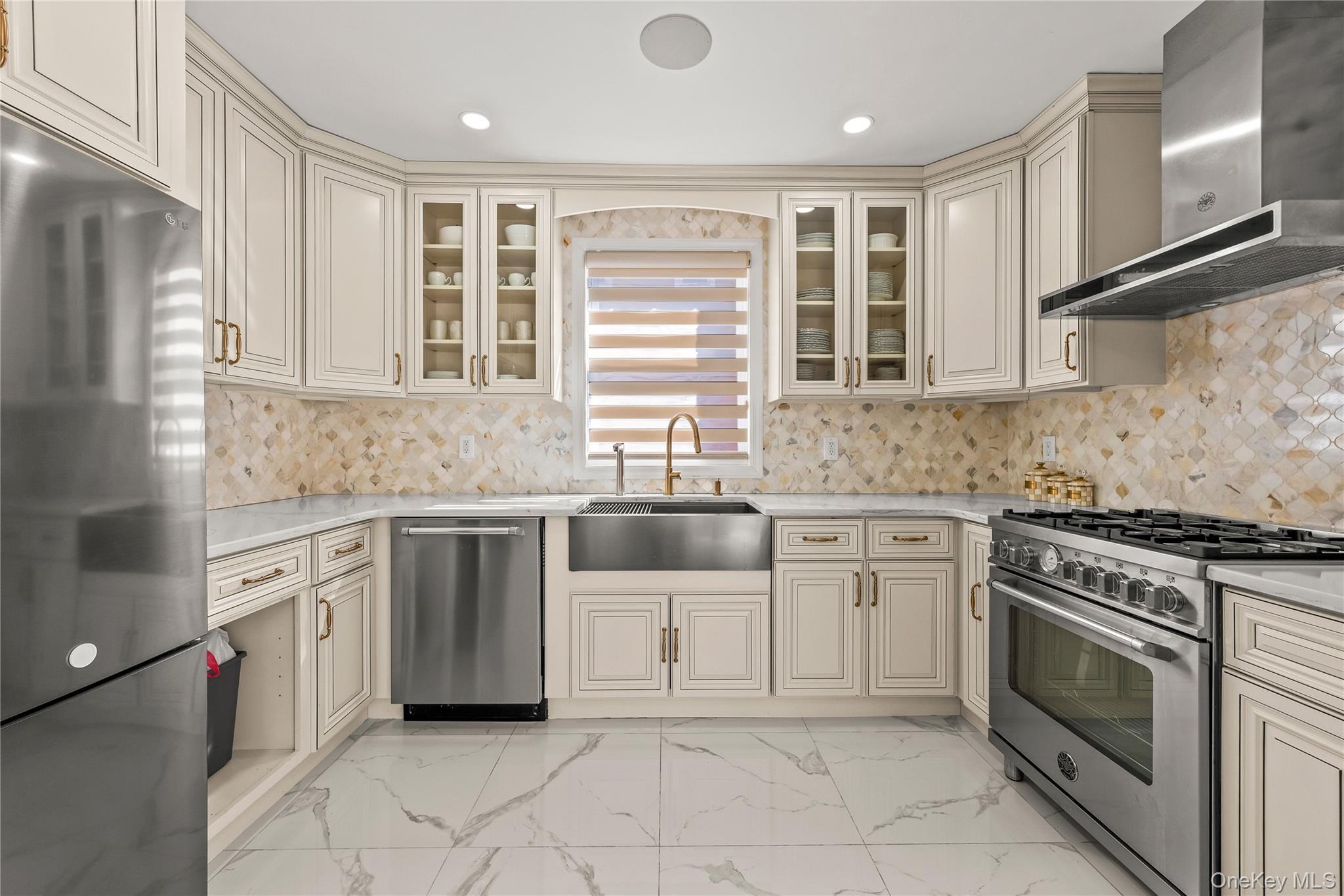 Single Family 193rd Queens, NY 11366, MLS-968834-8