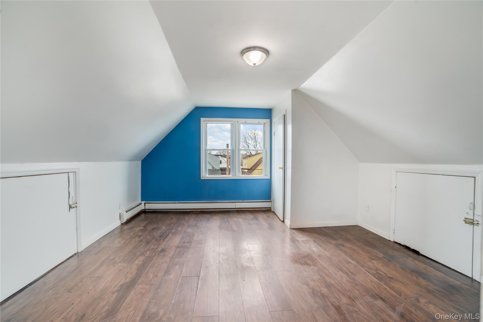 Single Family Winchester Queens, NY 11427, MLS-968850-21