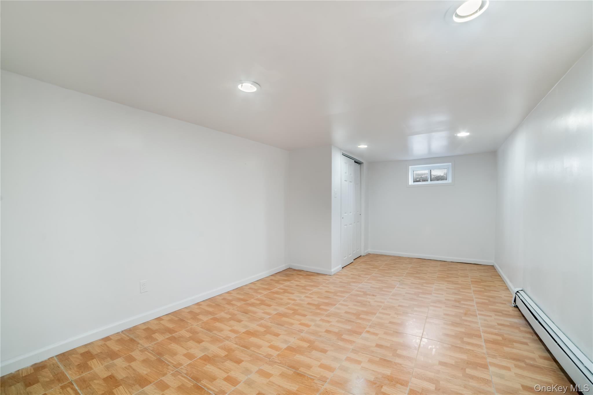 Single Family Winchester Queens, NY 11427, MLS-968850-27