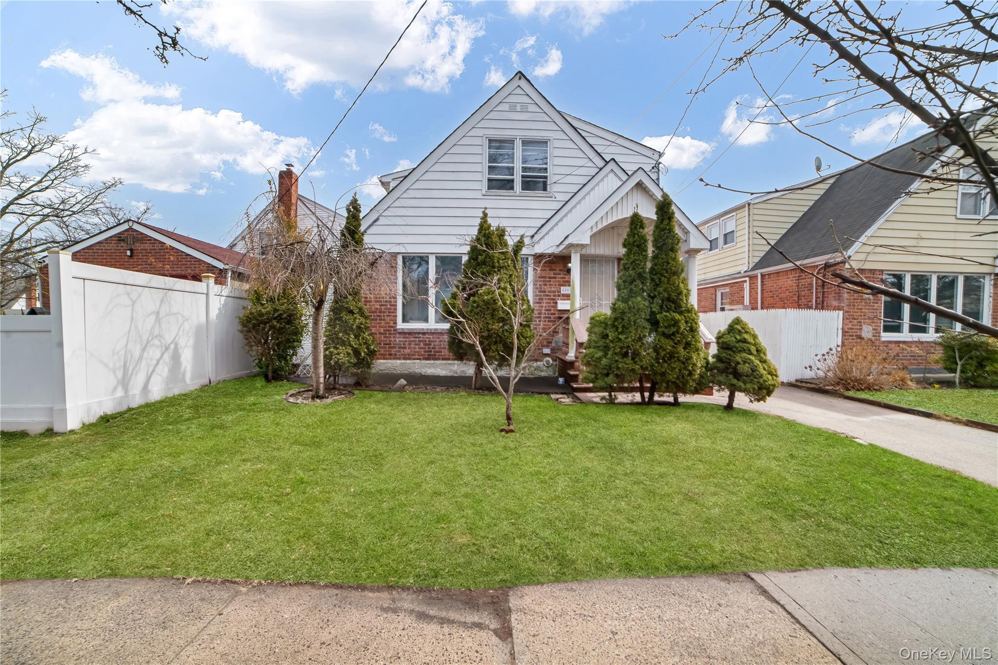 Single Family Winchester  Queens, NY 11427, MLS-968850-32