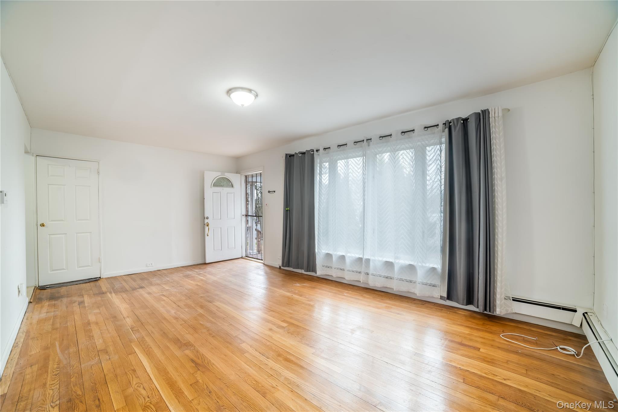 Single Family Winchester Queens, NY 11427, MLS-968850-6