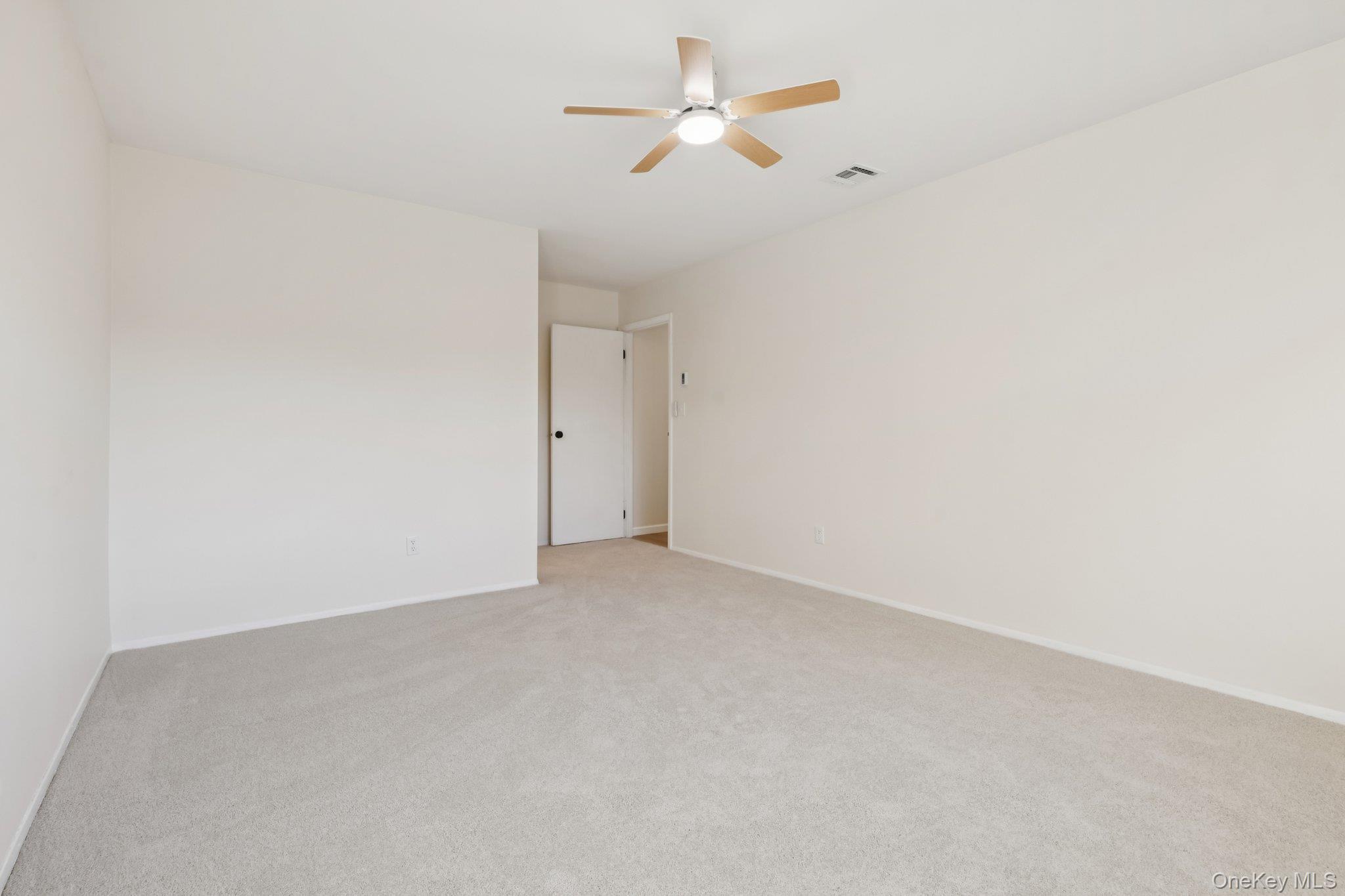 Condo Drew  Suffolk County, NY 11780, MLS-968859-21