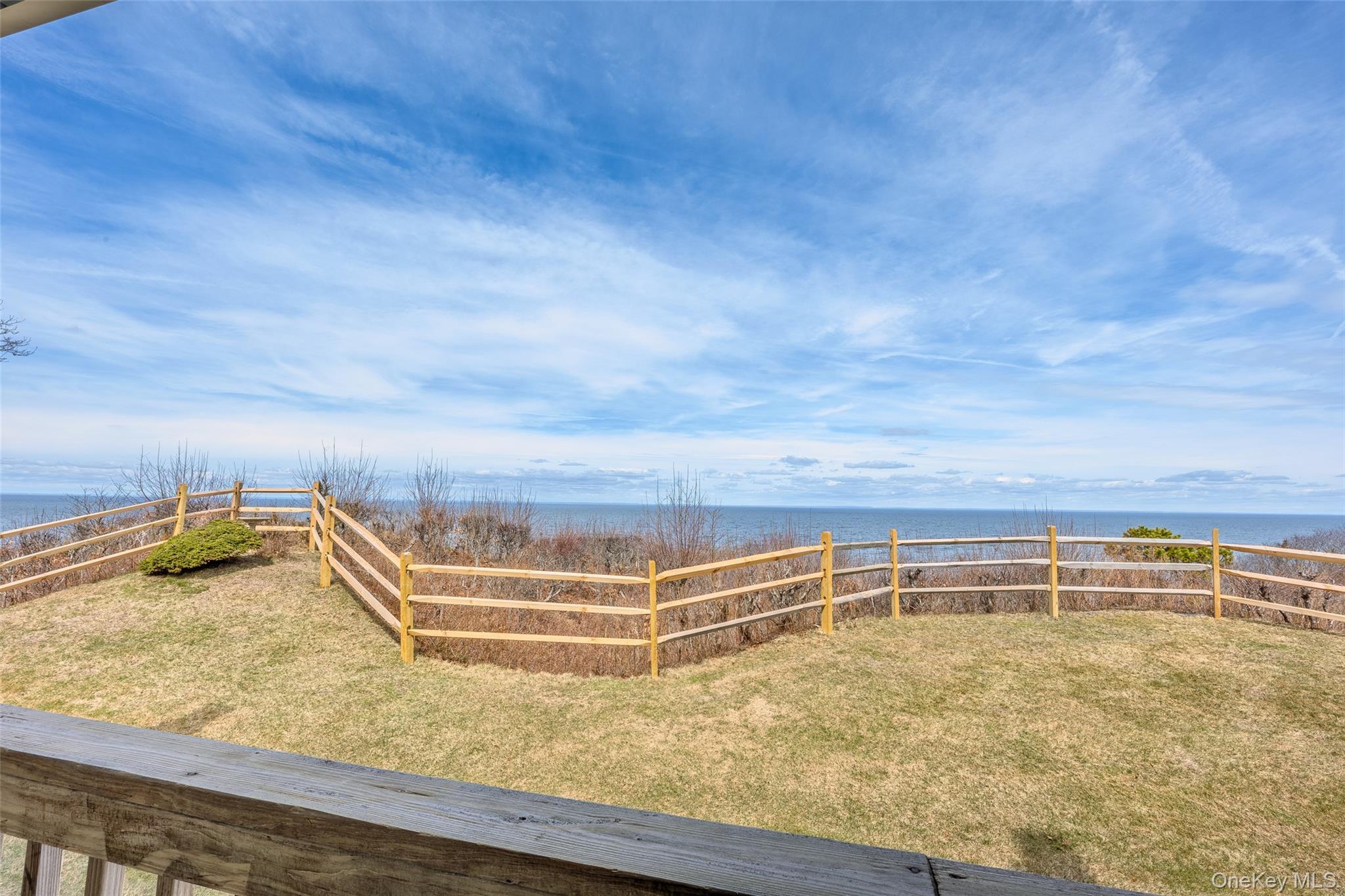 Condo Bluffs Suffolk County, NY 11933, MLS-968860-26