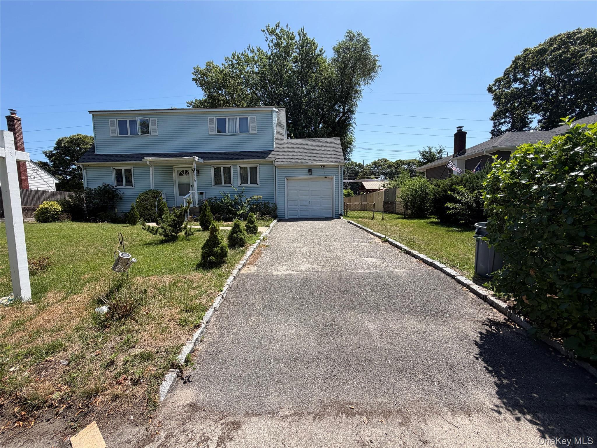 Single Family Eastwood Boulevard  Suffolk County, NY 11720, MLS-968874-24