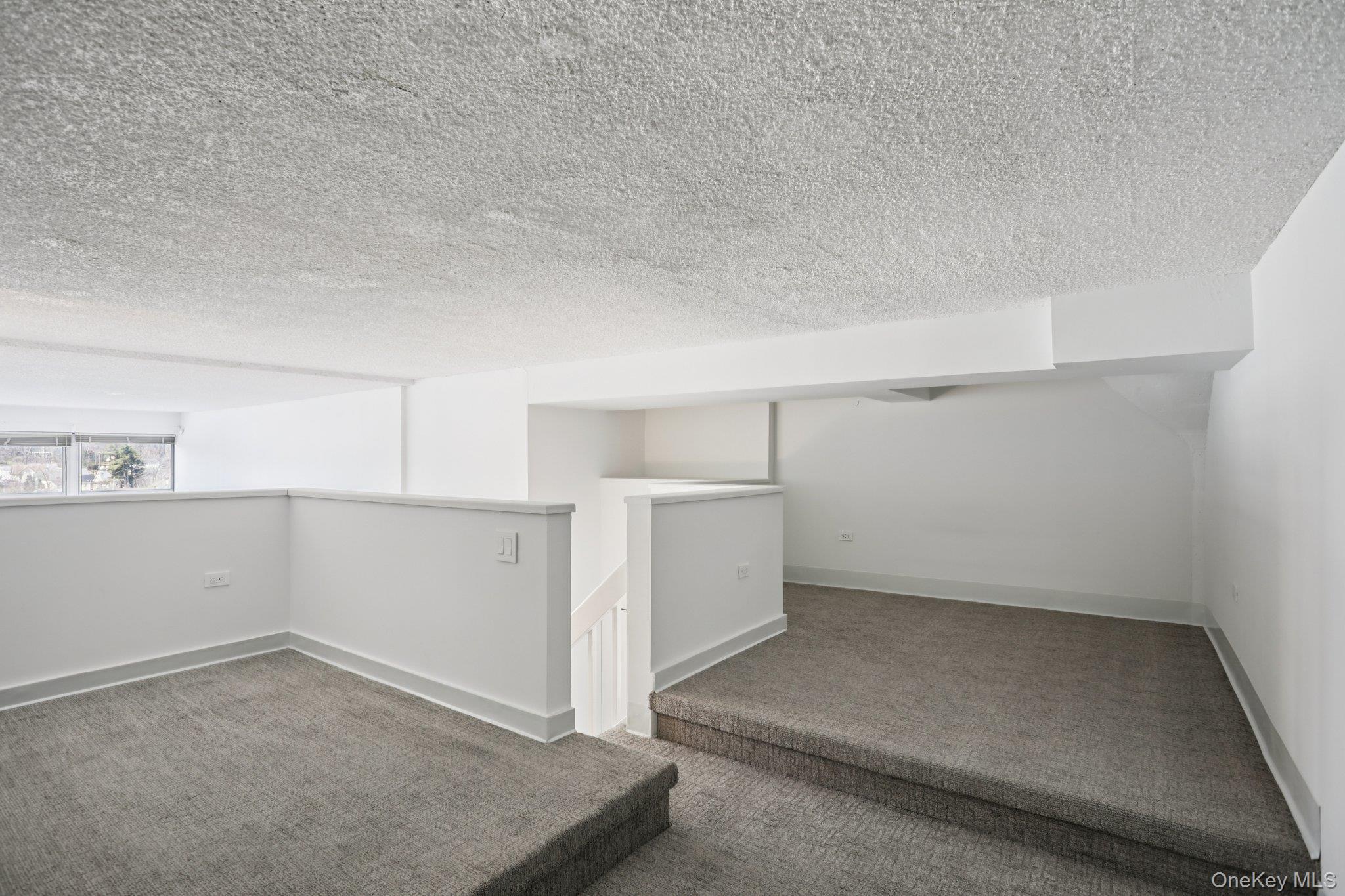 Condo Landmark Westchester County, NY 10573, MLS-968881-7