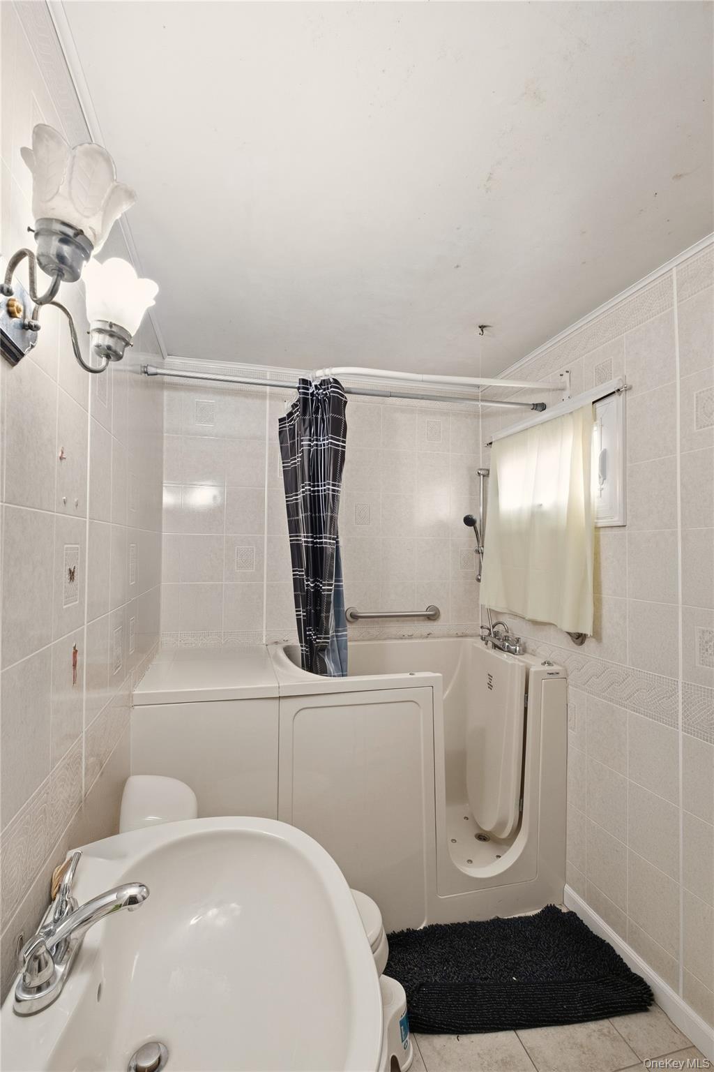 Single Family Milford  Brooklyn, NY 11208, MLS-968883-5