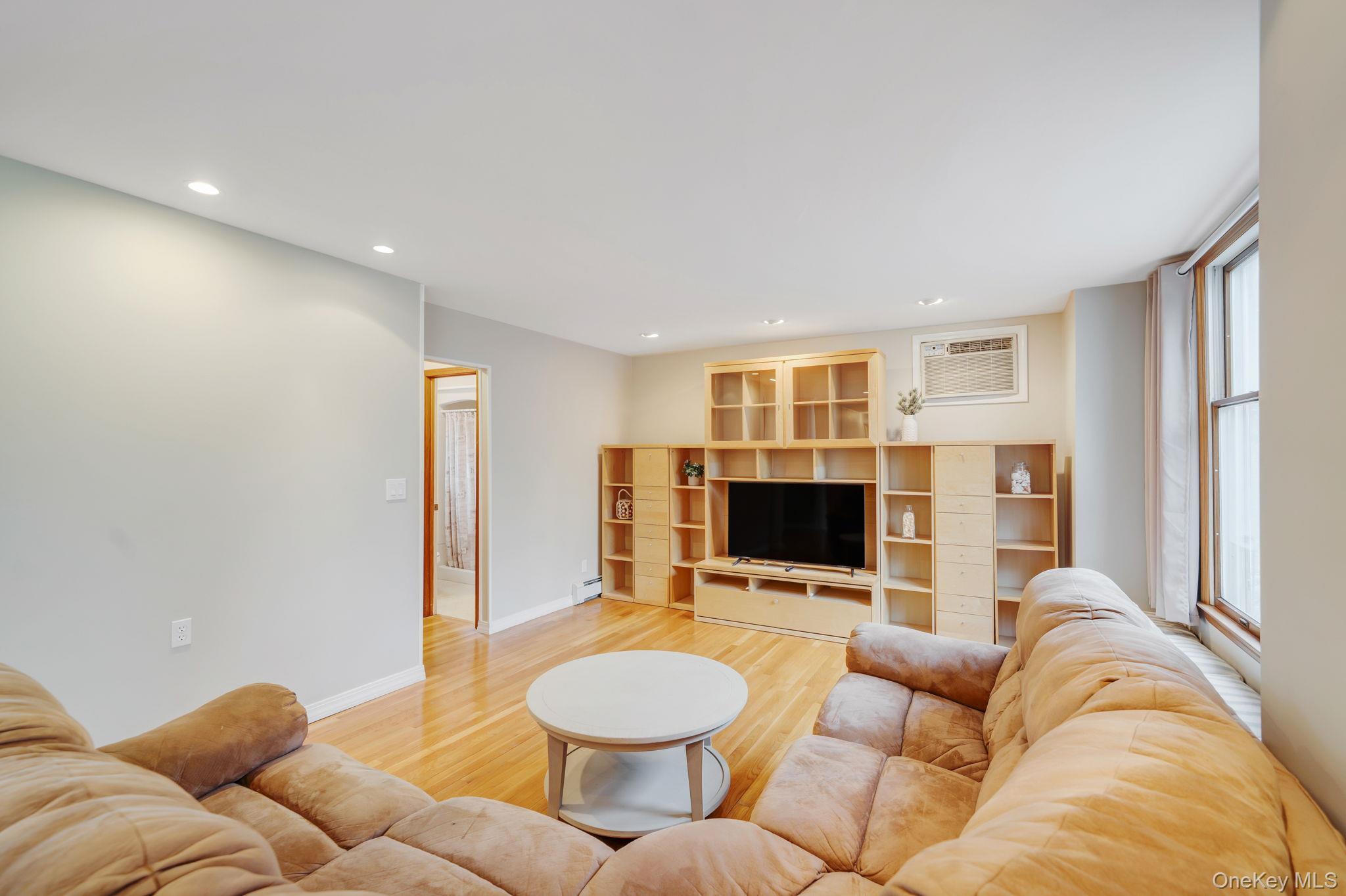 Single Family Dogwood  Suffolk County, NY 11777, MLS-968886-15