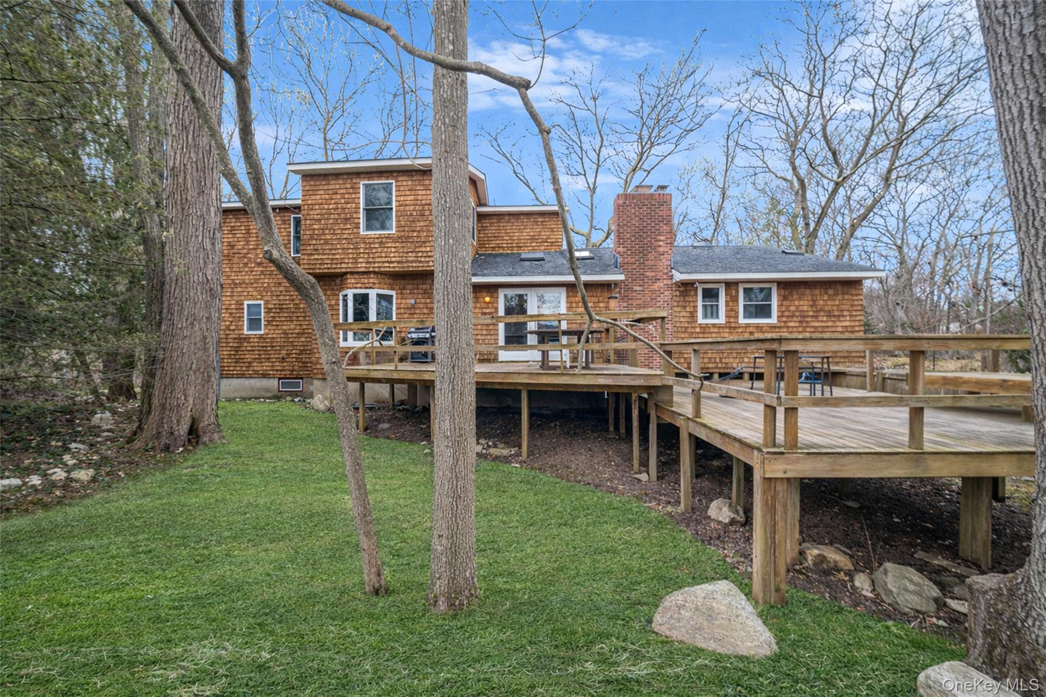 Single Family Dogwood  Suffolk County, NY 11777, MLS-968886-4
