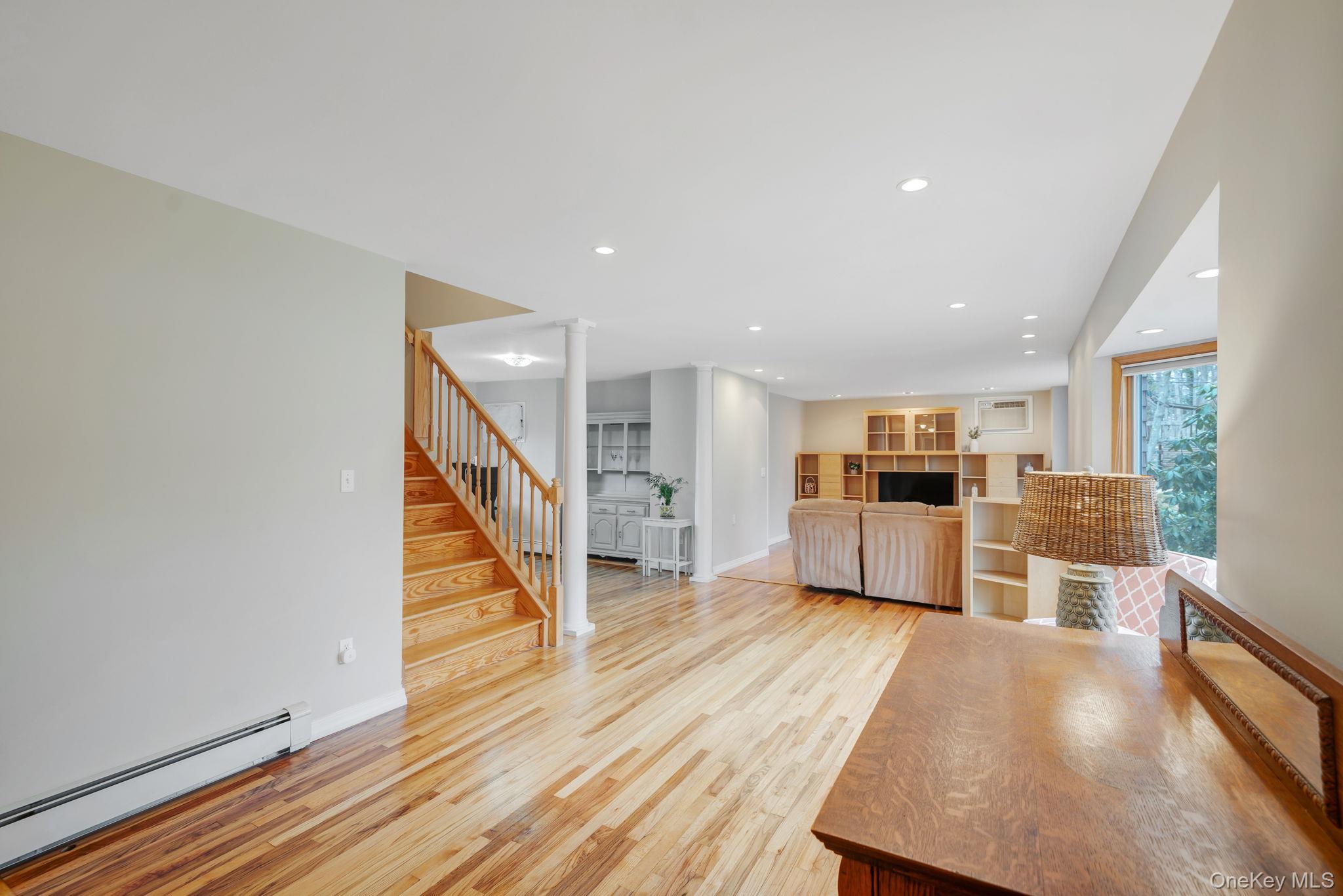 Single Family Dogwood  Suffolk County, NY 11777, MLS-968886-9