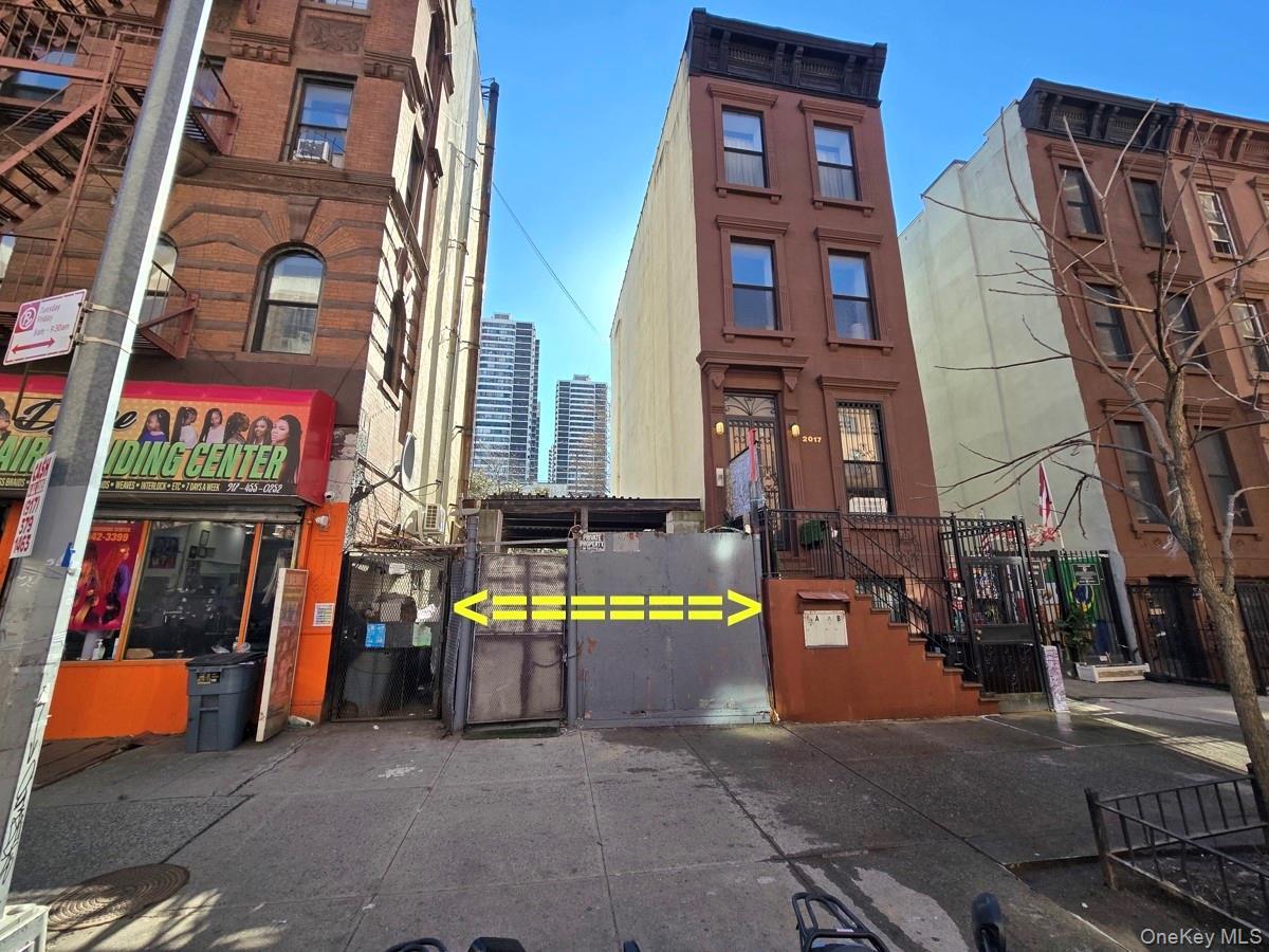 Land Lexington  Manhattan, NY 10035, MLS-968891-8