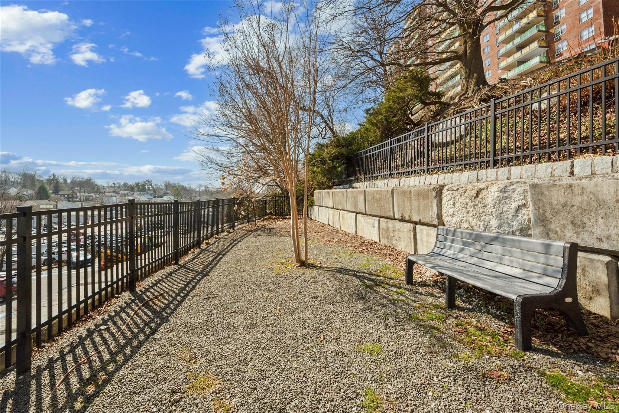 Coop Central Park Avenue  Westchester County, NY 10710, MLS-968894-23