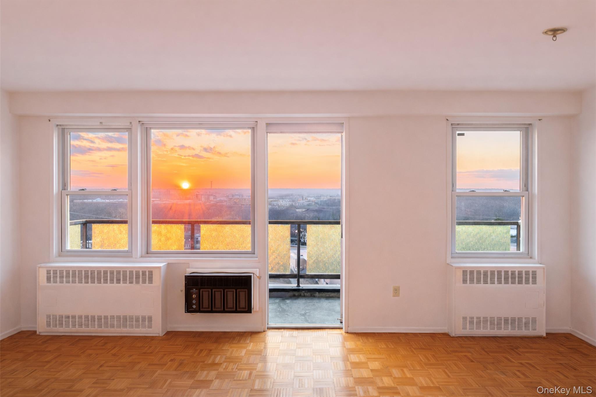 Coop Central Park Avenue  Westchester County, NY 10710, MLS-968894-8