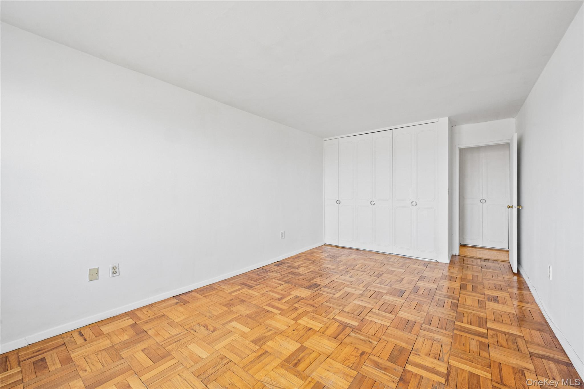 Coop Central Park Avenue  Westchester County, NY 10710, MLS-968894-9