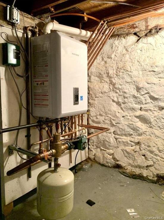 Single Family Bathgate  Bronx, NY 10458, MLS-968909-24