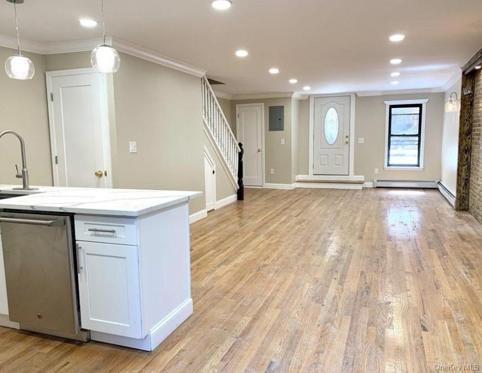 Single Family Bathgate  Bronx, NY 10458, MLS-968909-8