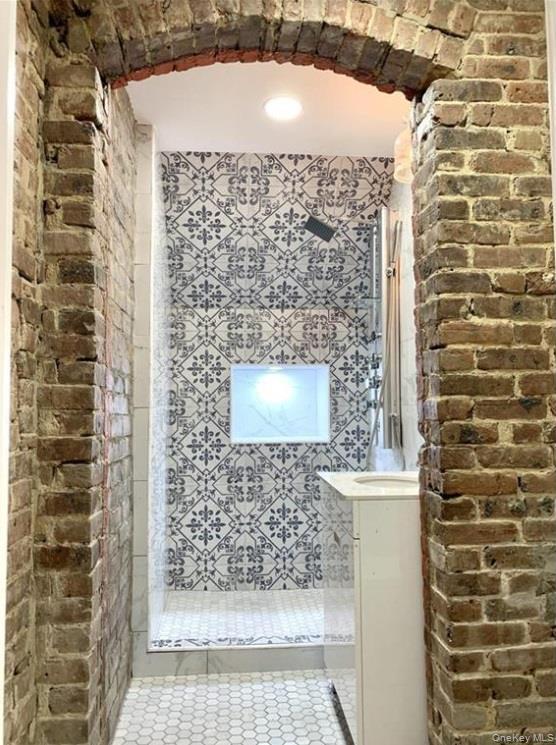 Single Family Bathgate  Bronx, NY 10458, MLS-968909-9