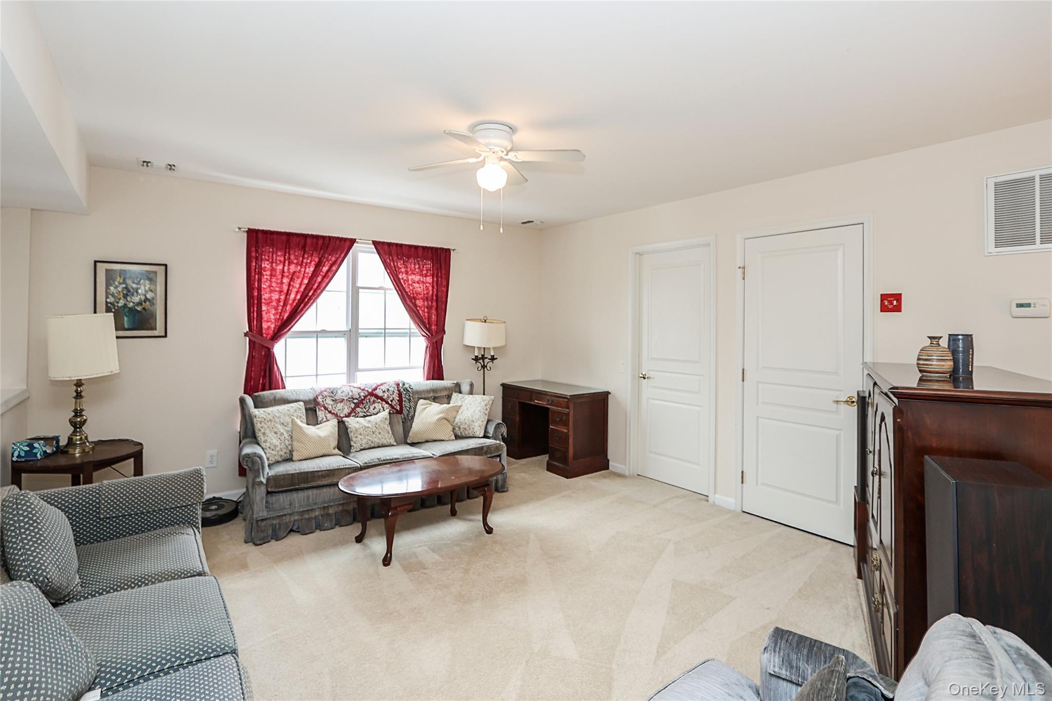 Condo Louden Suffolk County, NY 11766, MLS-968913-24