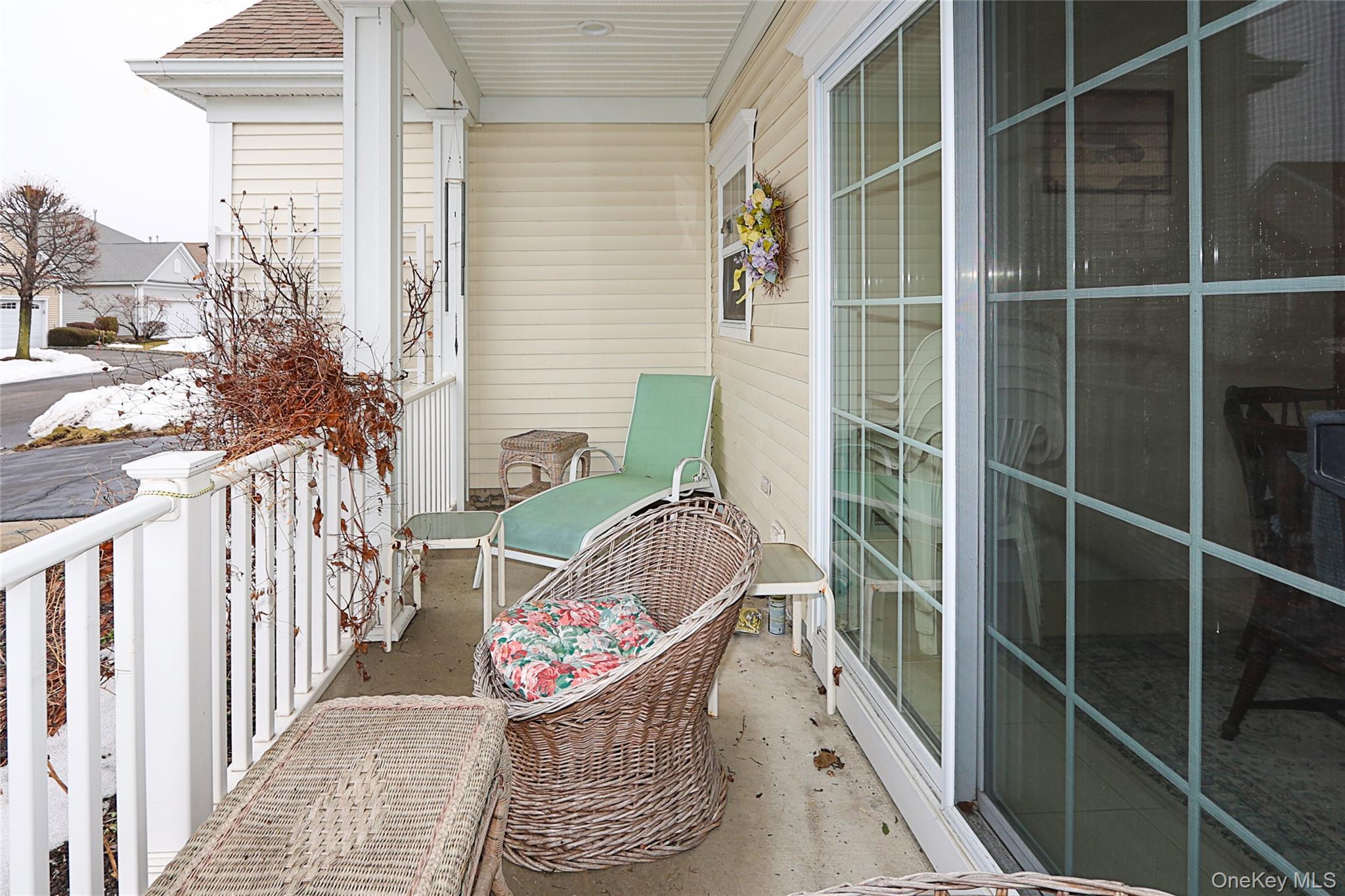 Condo Louden Suffolk County, NY 11766, MLS-968913-29