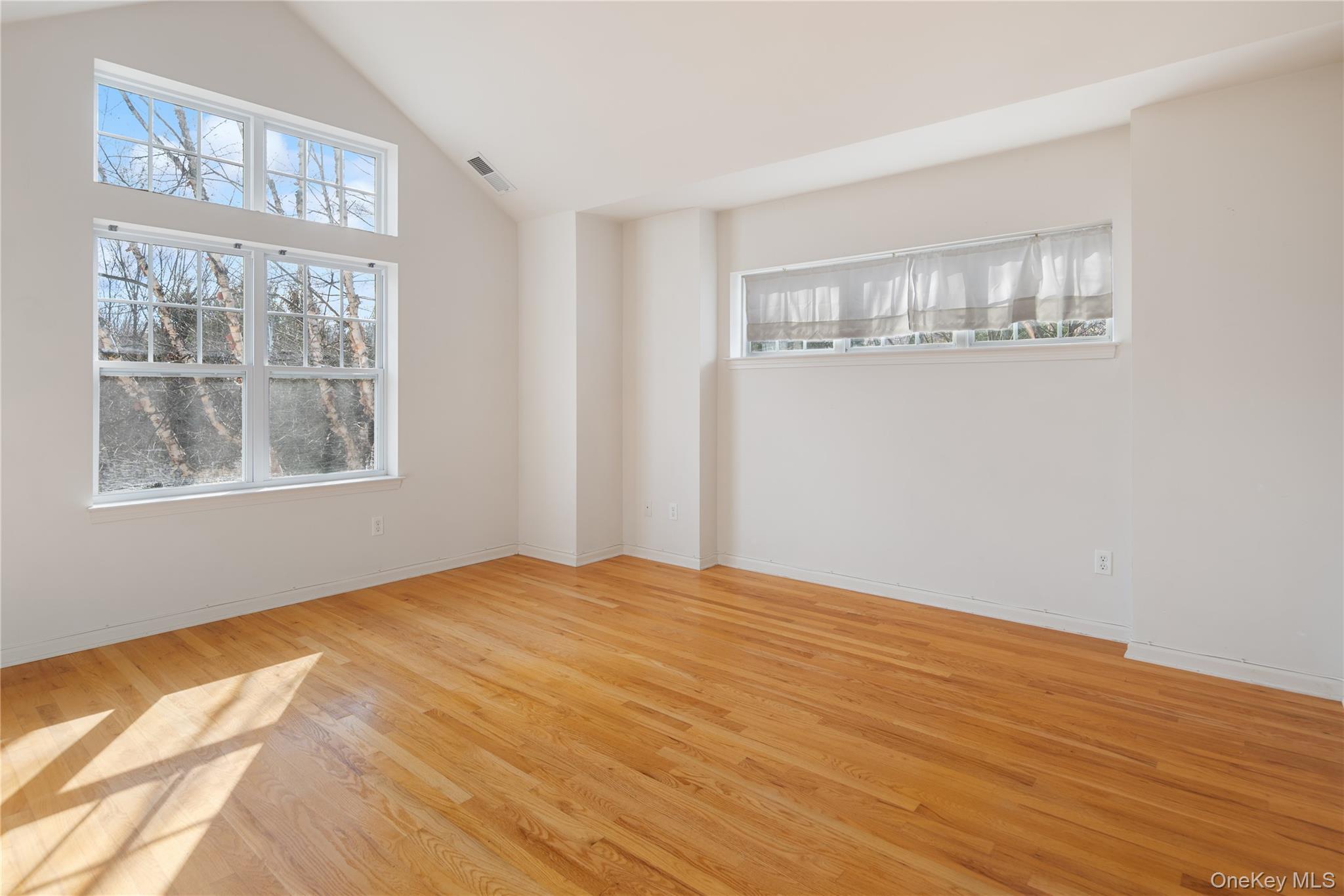 Condo Northview  Westchester County, NY 10566, MLS-968922-16