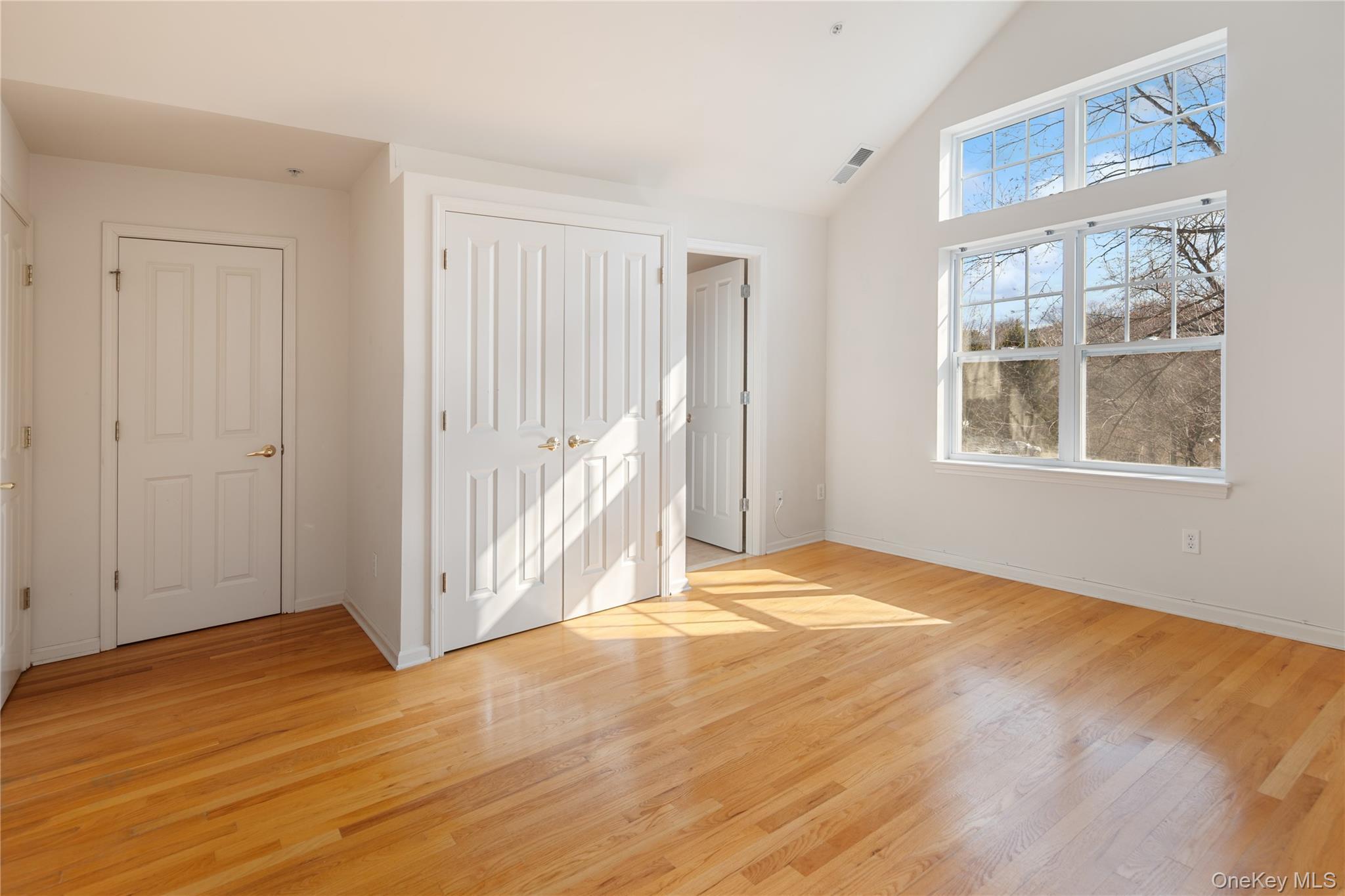 Condo Northview  Westchester County, NY 10566, MLS-968922-17